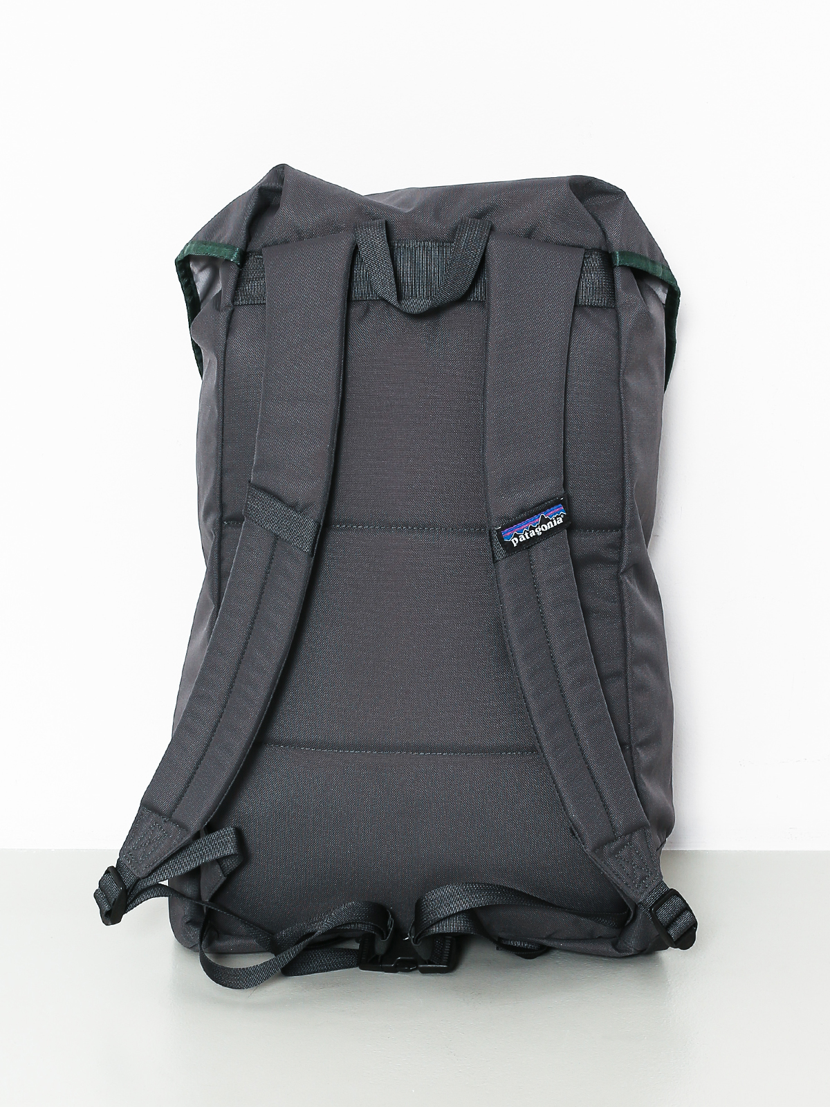 Batoh Patagonia Arbor Classic Pack 25L (forge grey)