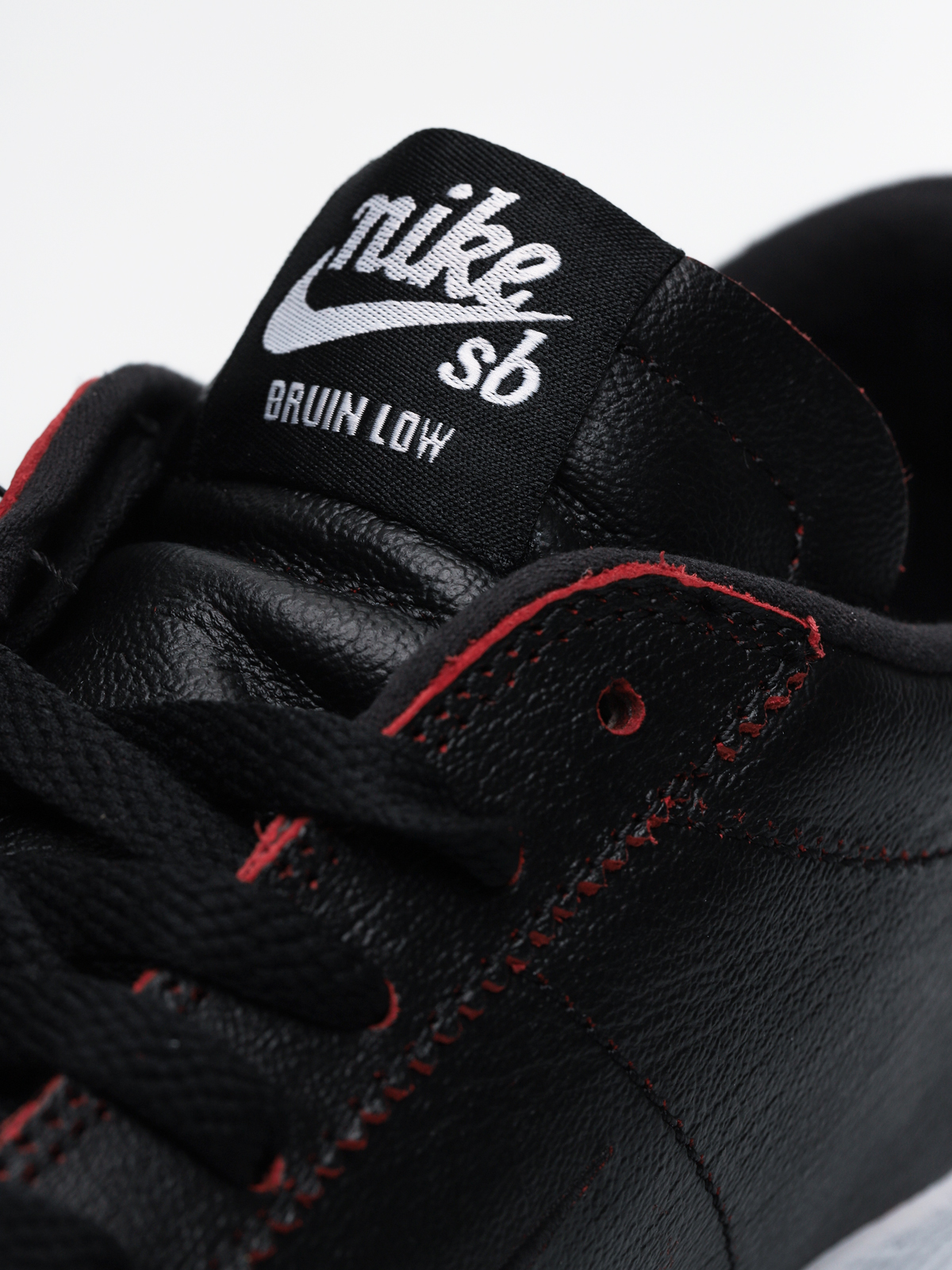 Boty Nike SB Zoom Bruin Ultra Nba (black/black university red)