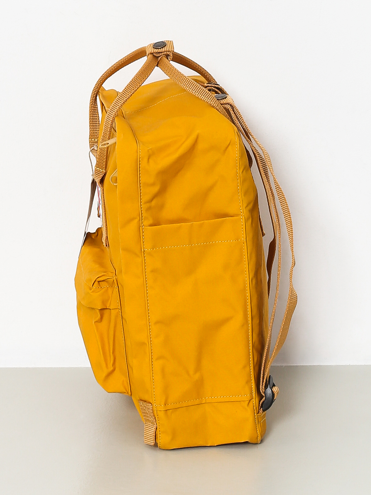 Batoh Fjallraven Kanken (ochra)