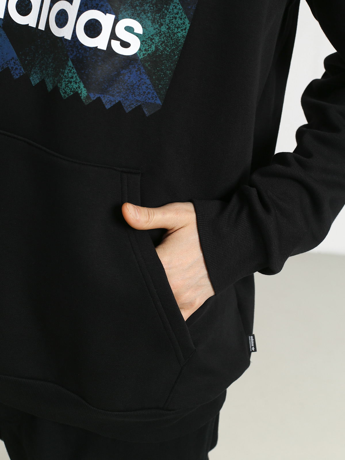 Mikina s kapucí adidas Towning HD (black/white/actblu/a)