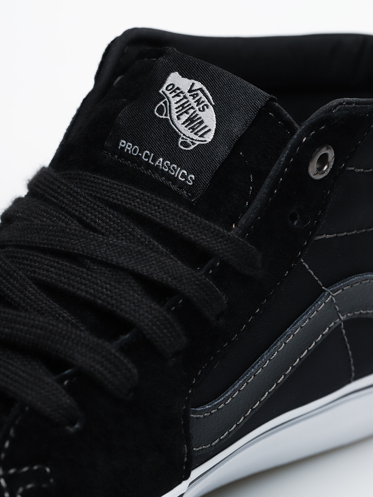 Boty Vans Sk8-Hi Mid Pro Anti Hero (grosso/black)