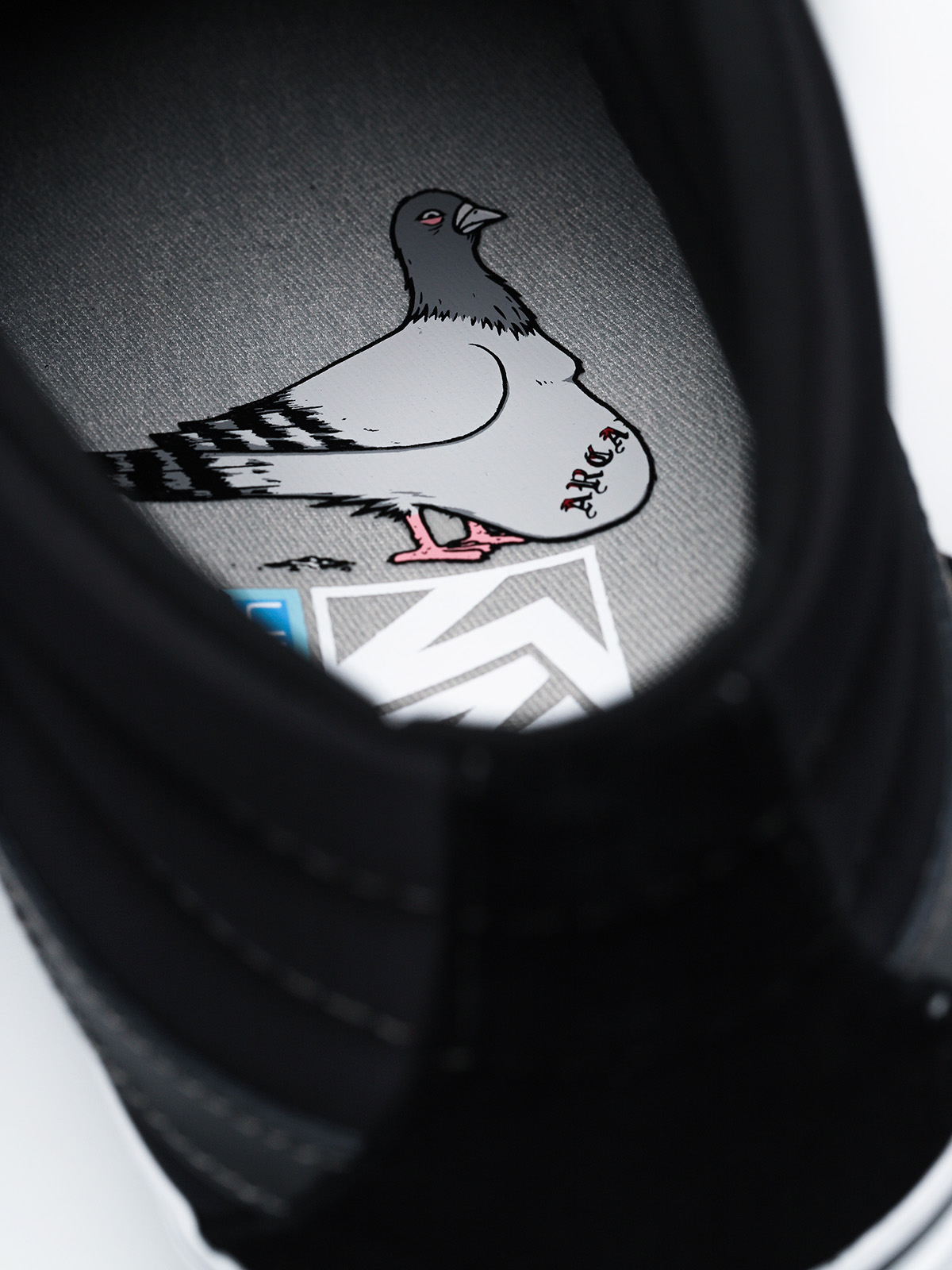 Boty Vans Sk8-Hi Mid Pro Anti Hero (grosso/black)