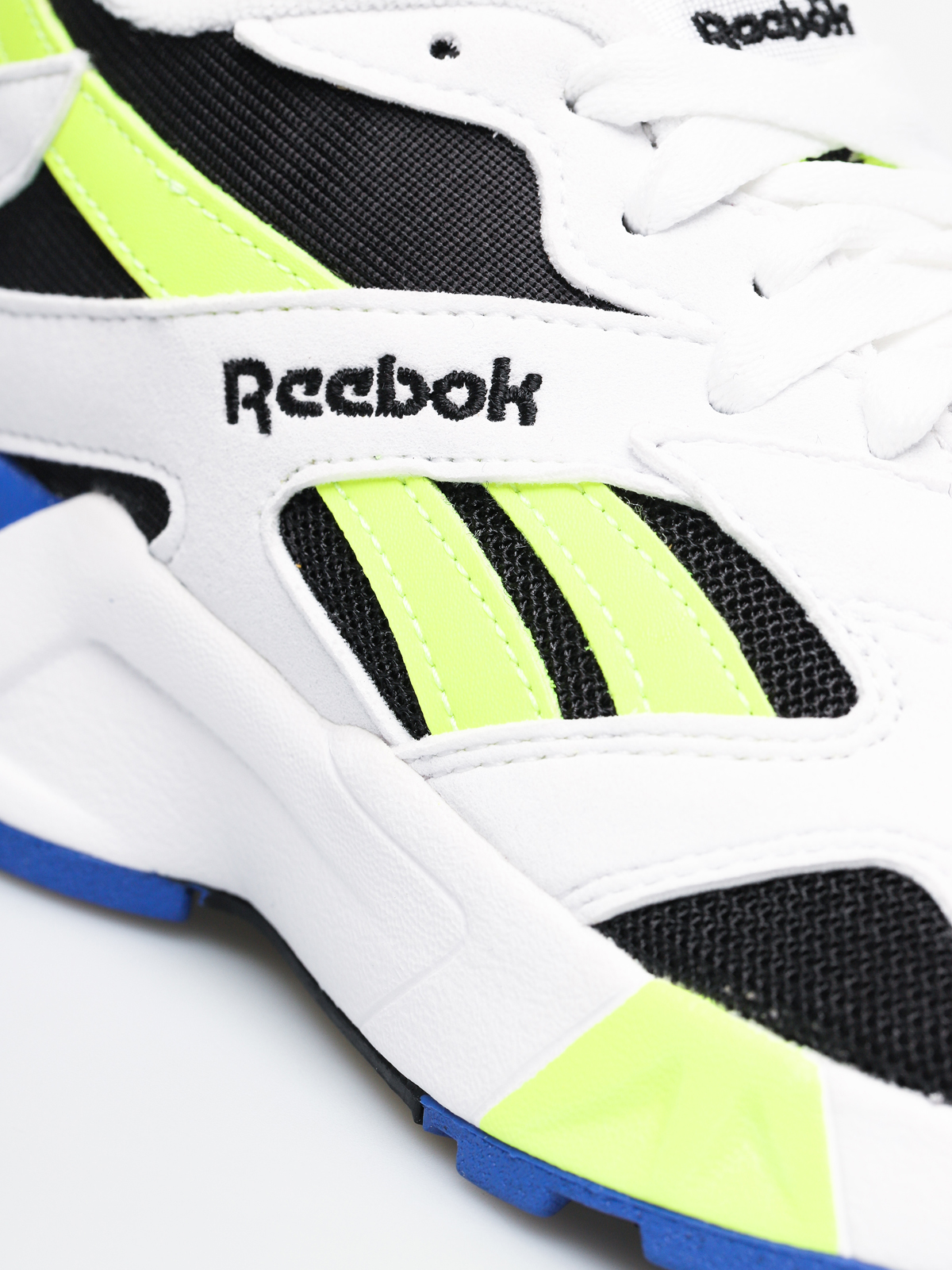 Boty Reebok Aztrek (white/black/cobalt/y)