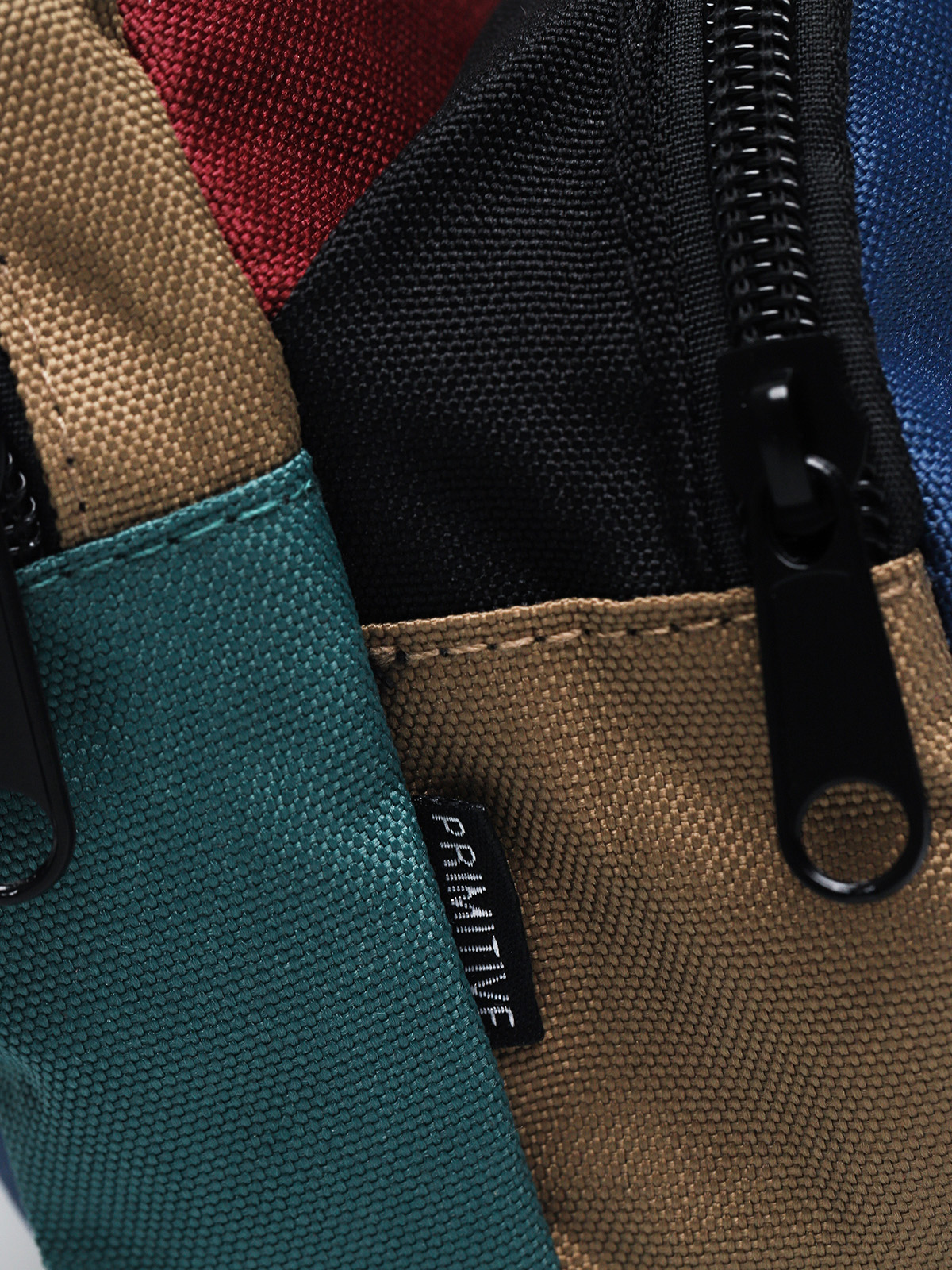 Taška Primitive Nuevo (multi)