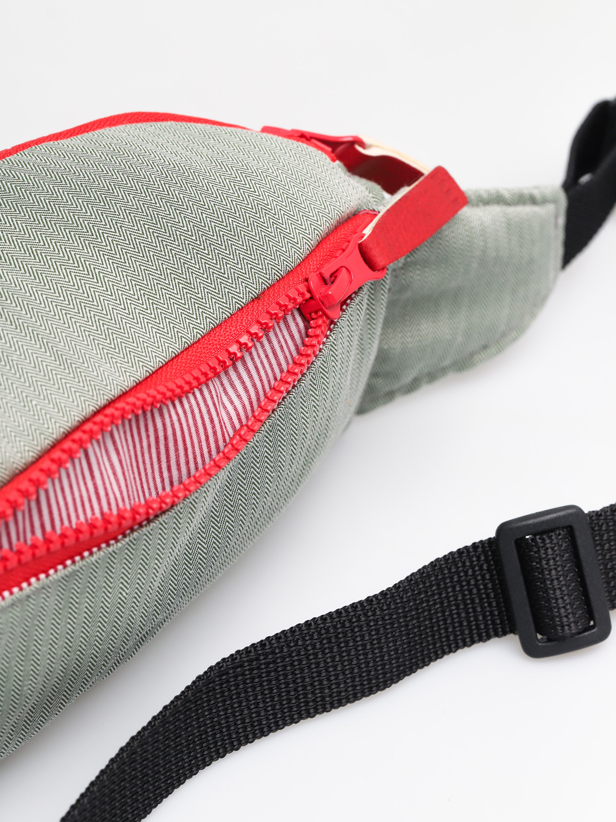 Ledvinka Malita Alfa (green/red)