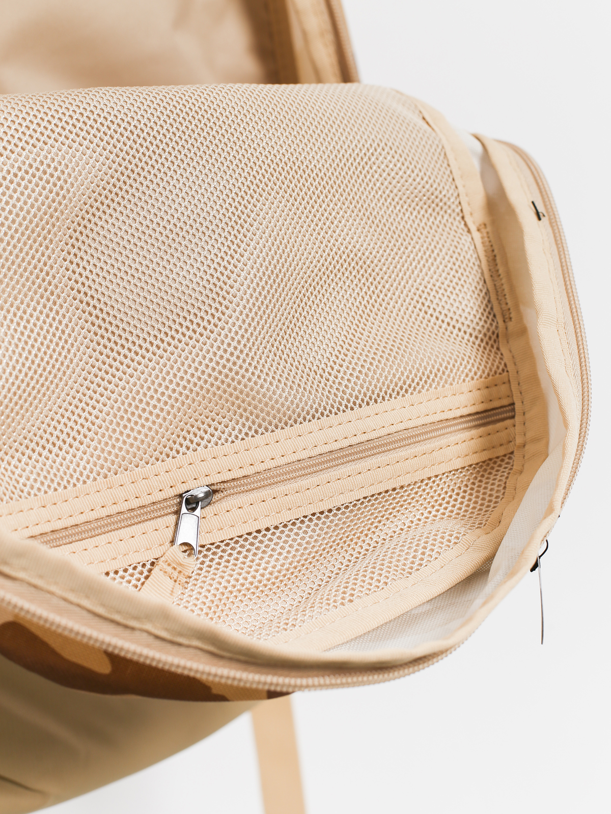 Batoh Nike SB Nk Sb Crths Bkpk Aop Dc (desert camo/desert camo/desert camo)