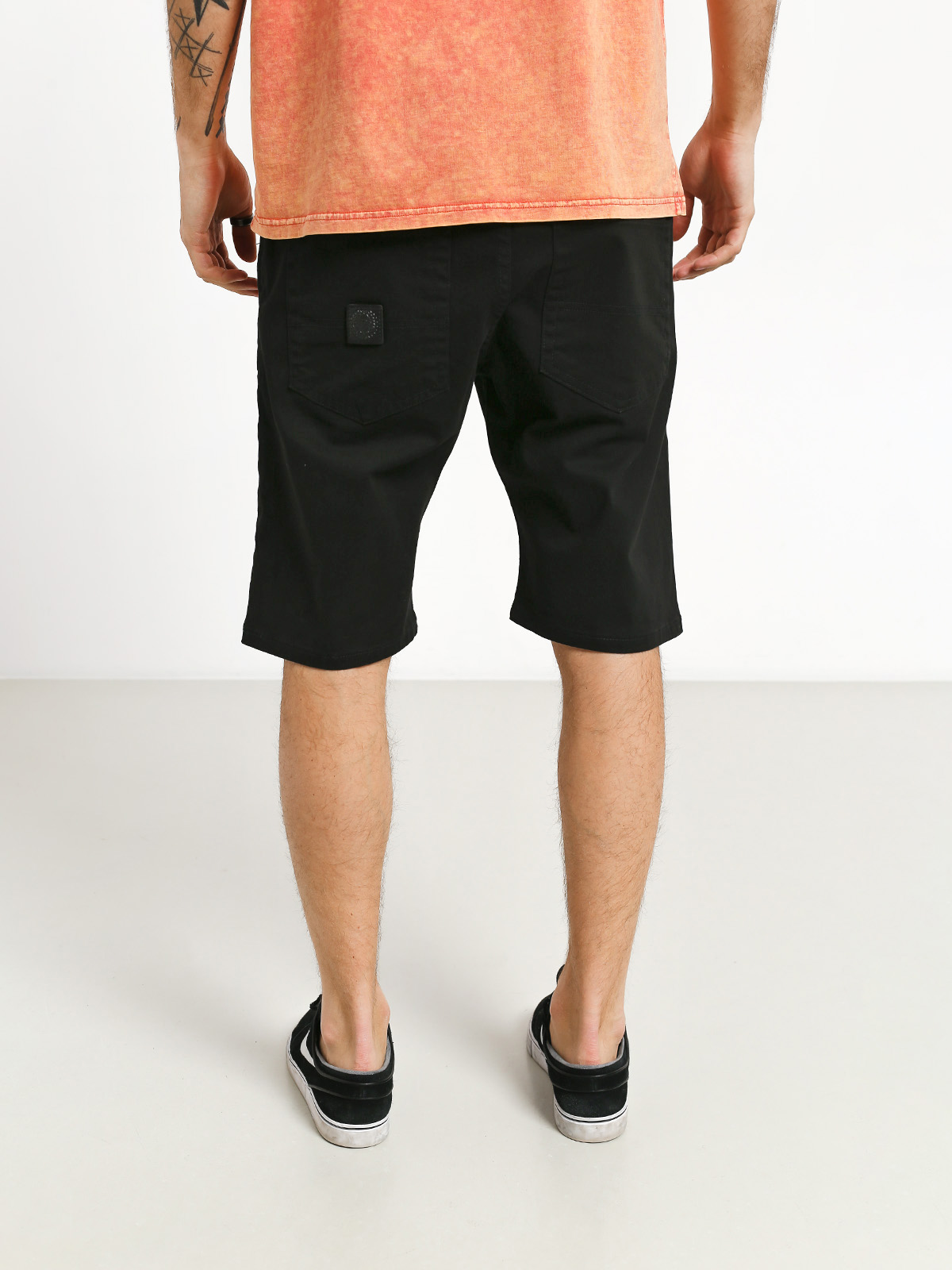 MassDnm Kraťasy Base Straight Fit (black)