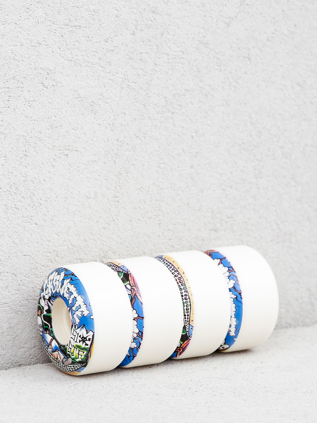 Kolečka Bones Gravette Outdorsman Streettech Formula V2 (white/blue)