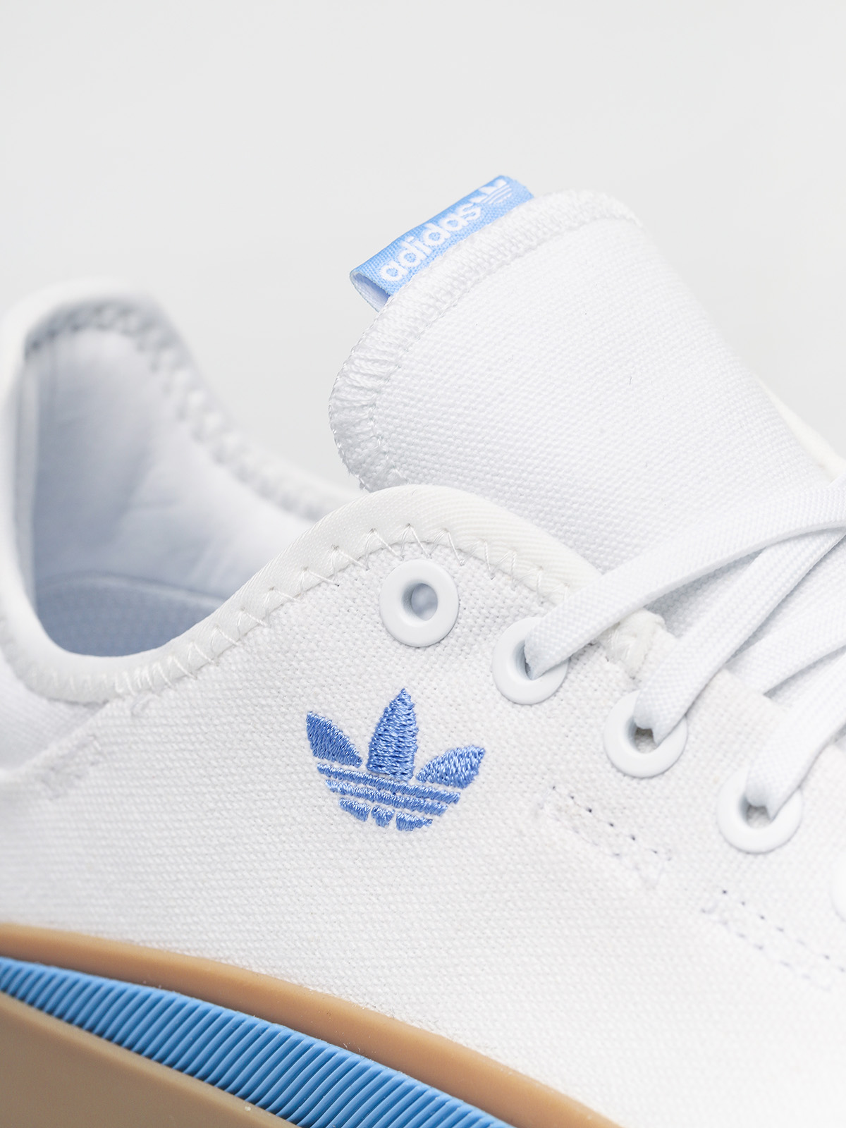Boty adidas Sabalo (ftwr white/real blue/gum4)