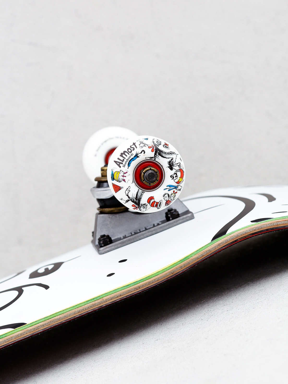 Skateboard Almost Big Face Premium (white)