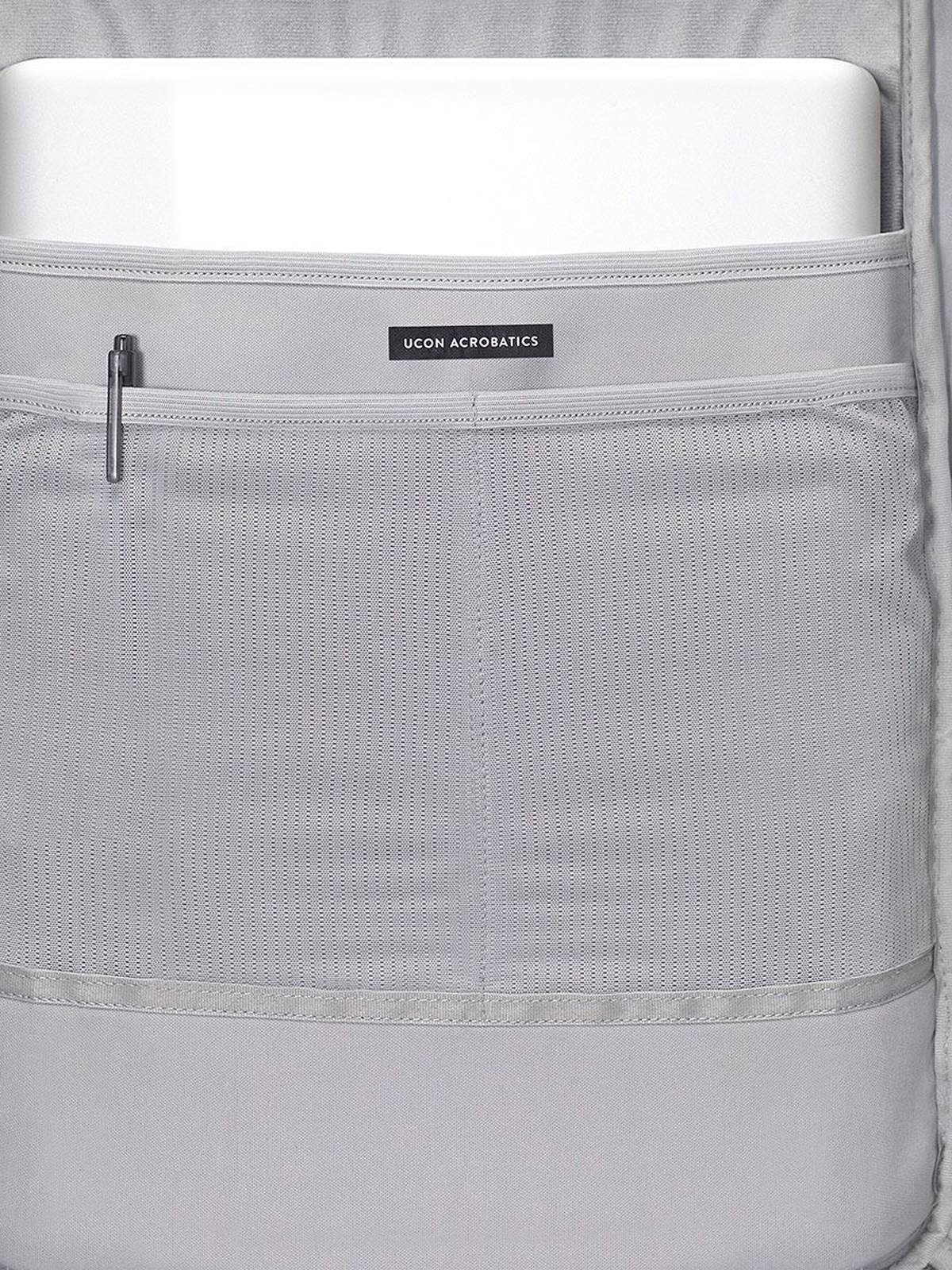 Batoh Ucon Acrobatics Jasper Stealth (black)