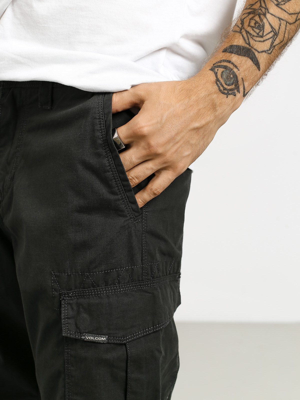 Kalhoty Volcom Miter II Cargo (vintage black)