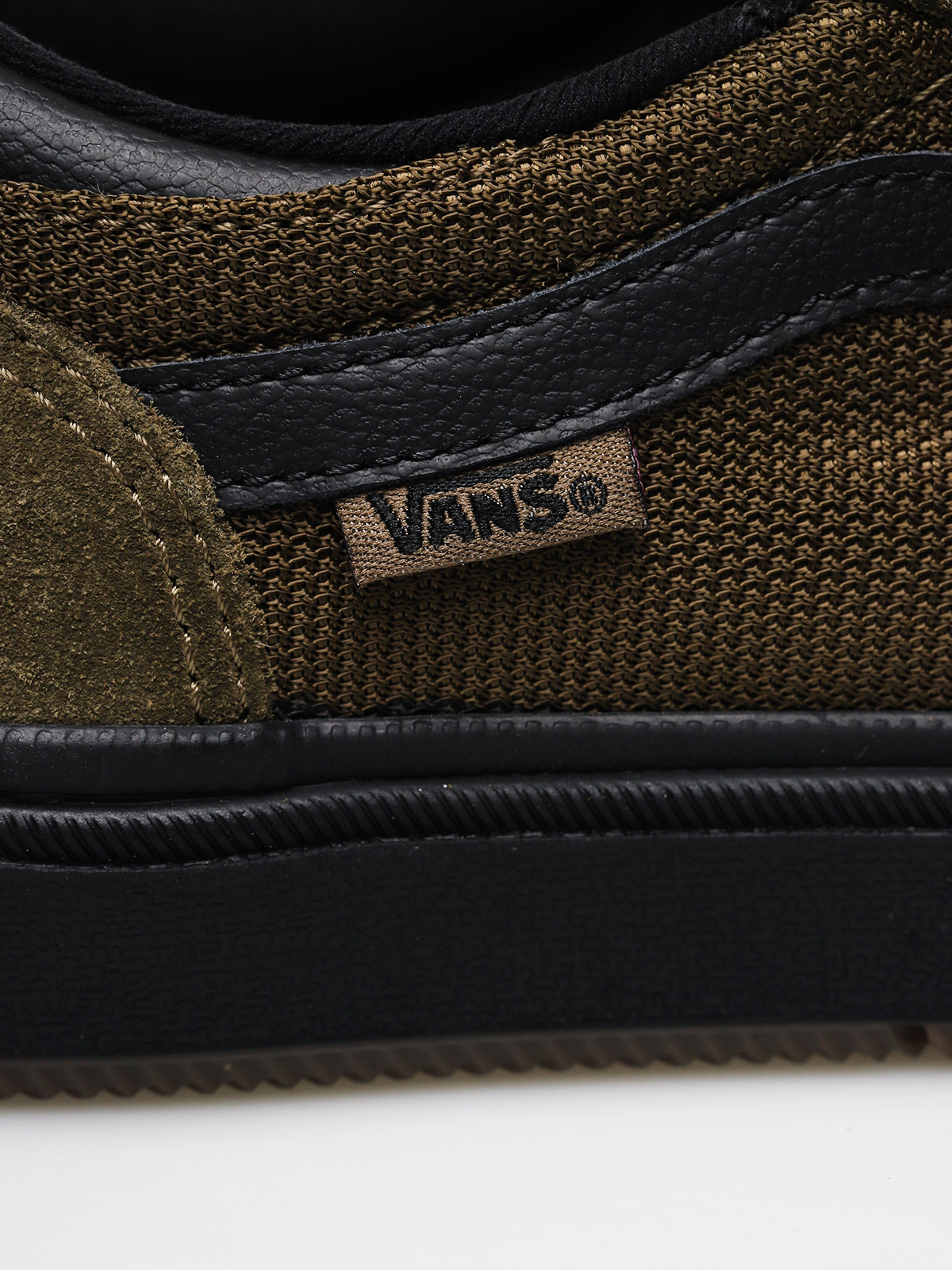 Boty Vans Gilbert Crockett (tactical/beech/black)
