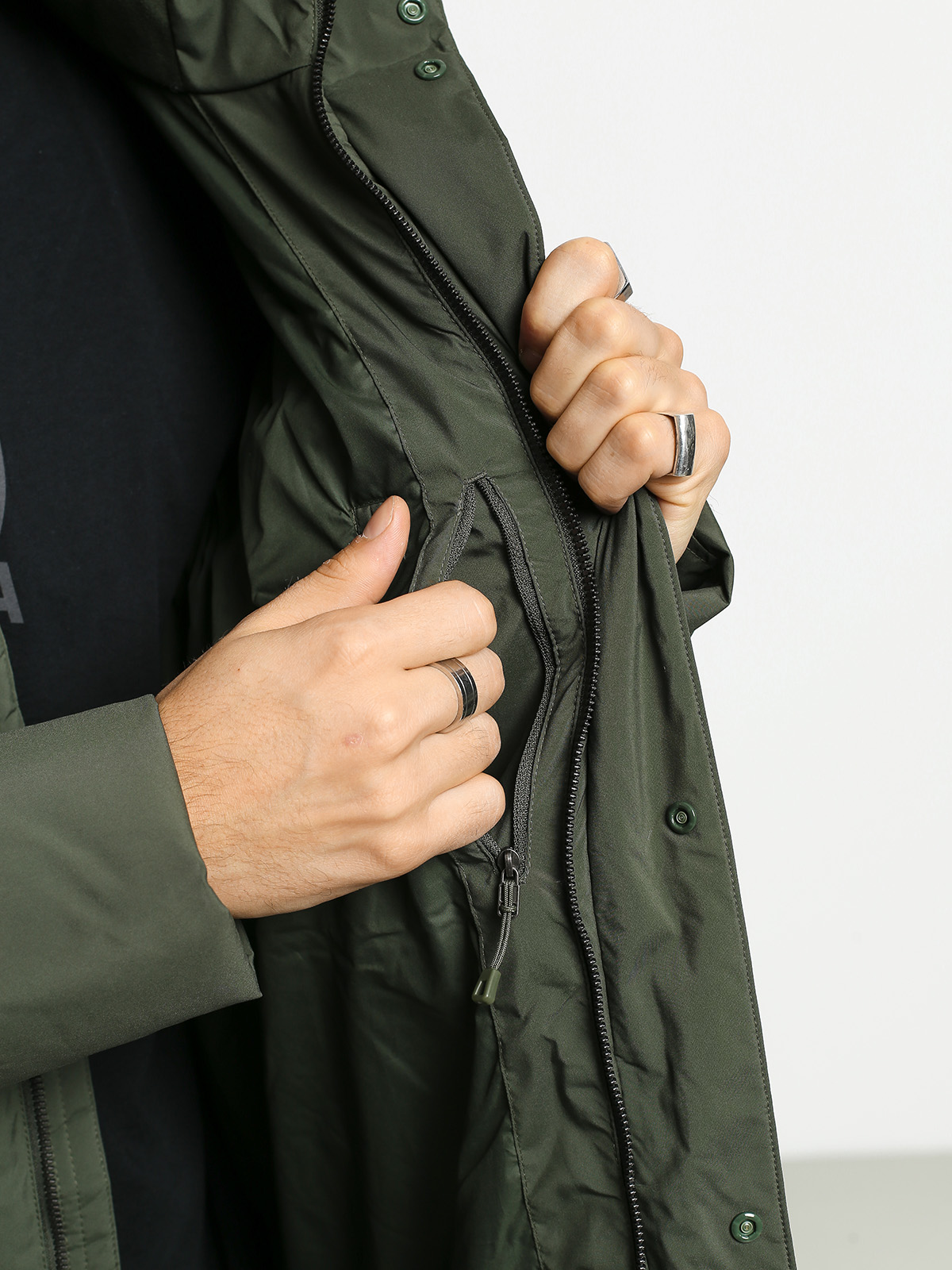 Bunda Patagonia Jackson Glacier Parka (alder green)