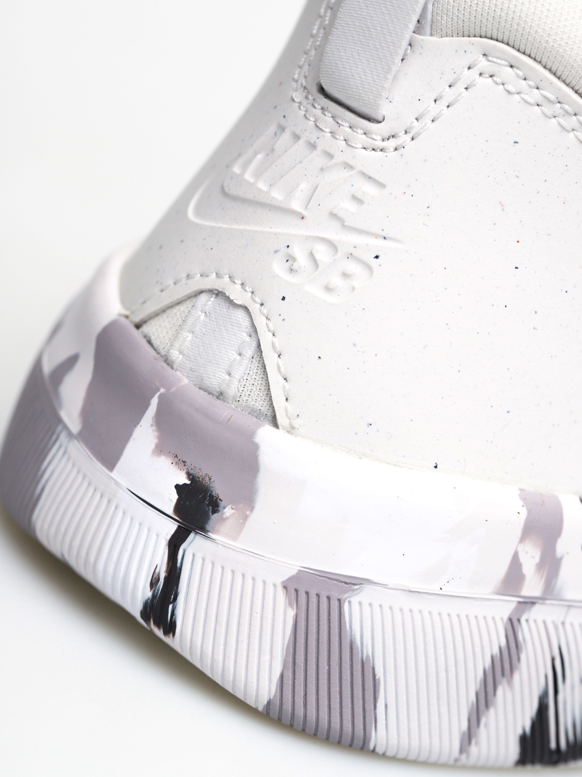 Boty Nike SB Nyjah Free Premium bílá (platinum tint/atmosphere grey)