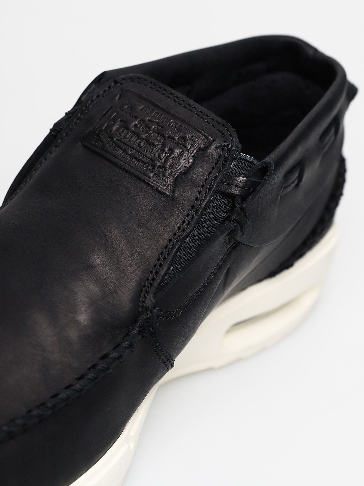 Boty Nike SB Air Max Stefan Janoski 2 Moc (black/black pale ivory)