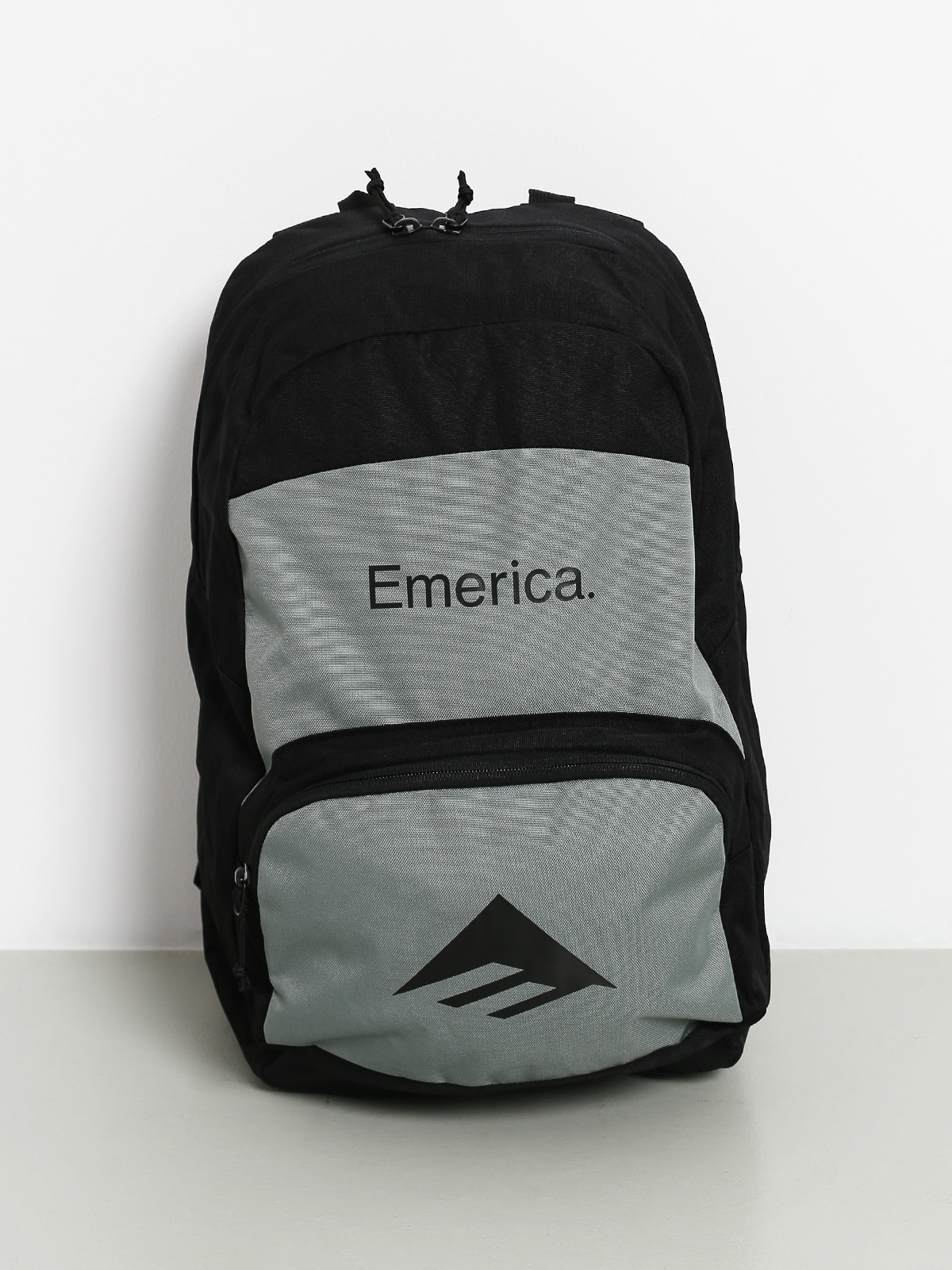 Batoh Emerica (black/charcoal)