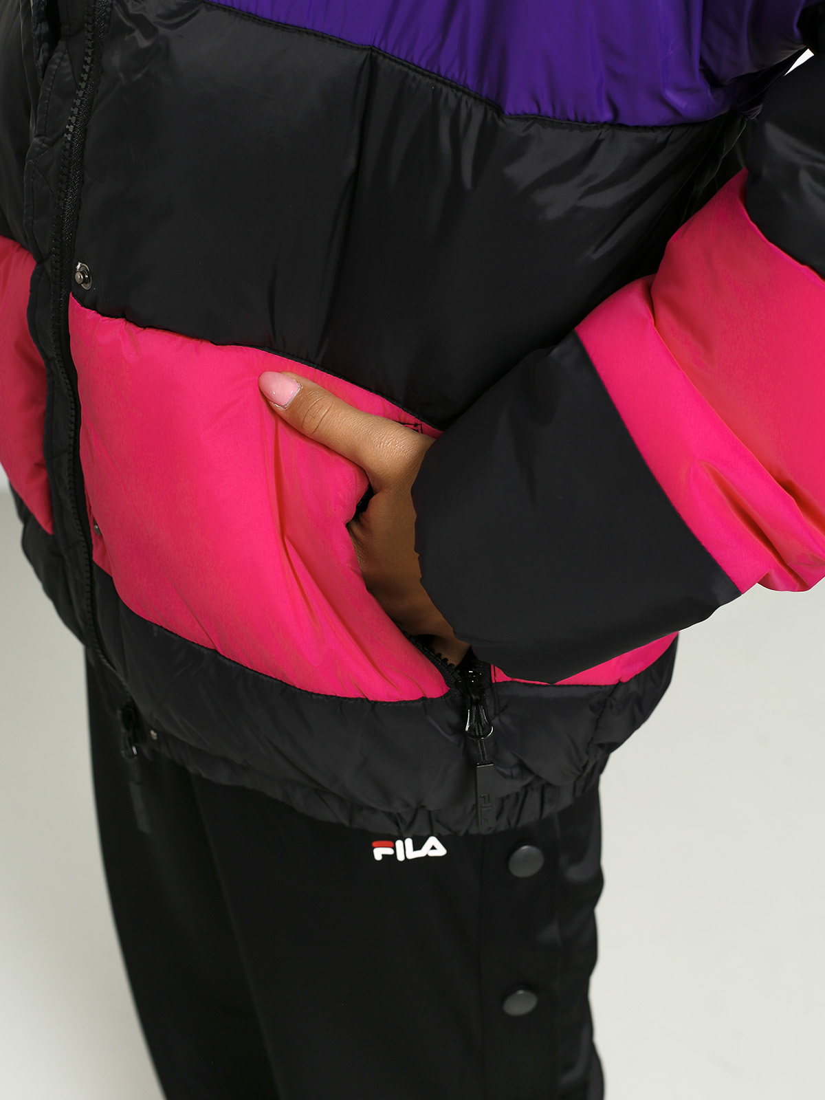 Bunda Fila Reilly Wmn (black/tillandsia purple/pink yarrow)
