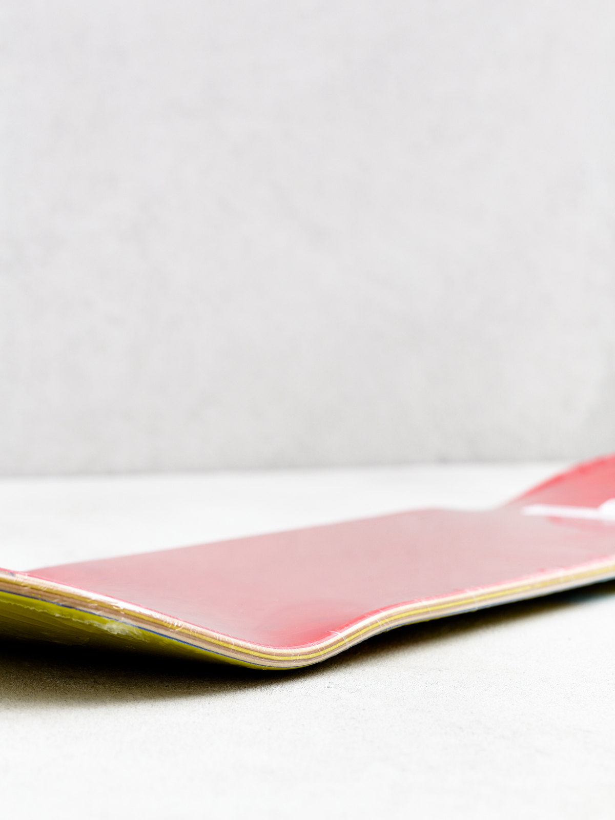 Deska Enjoi Helvetica Neue (yellow)