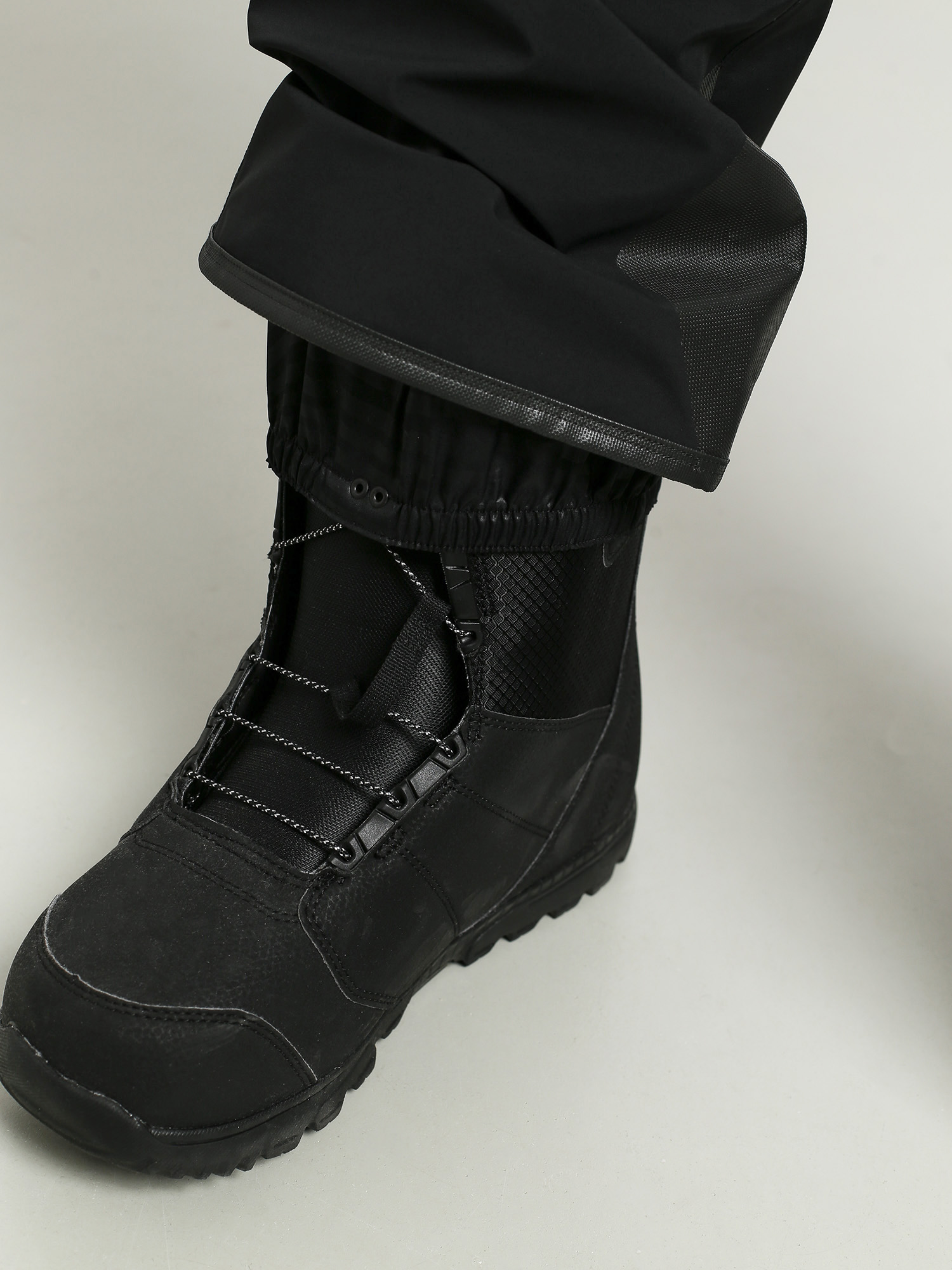 Pánské Snowboardové kalhoty  Volcom Guide Gore Tex (black)