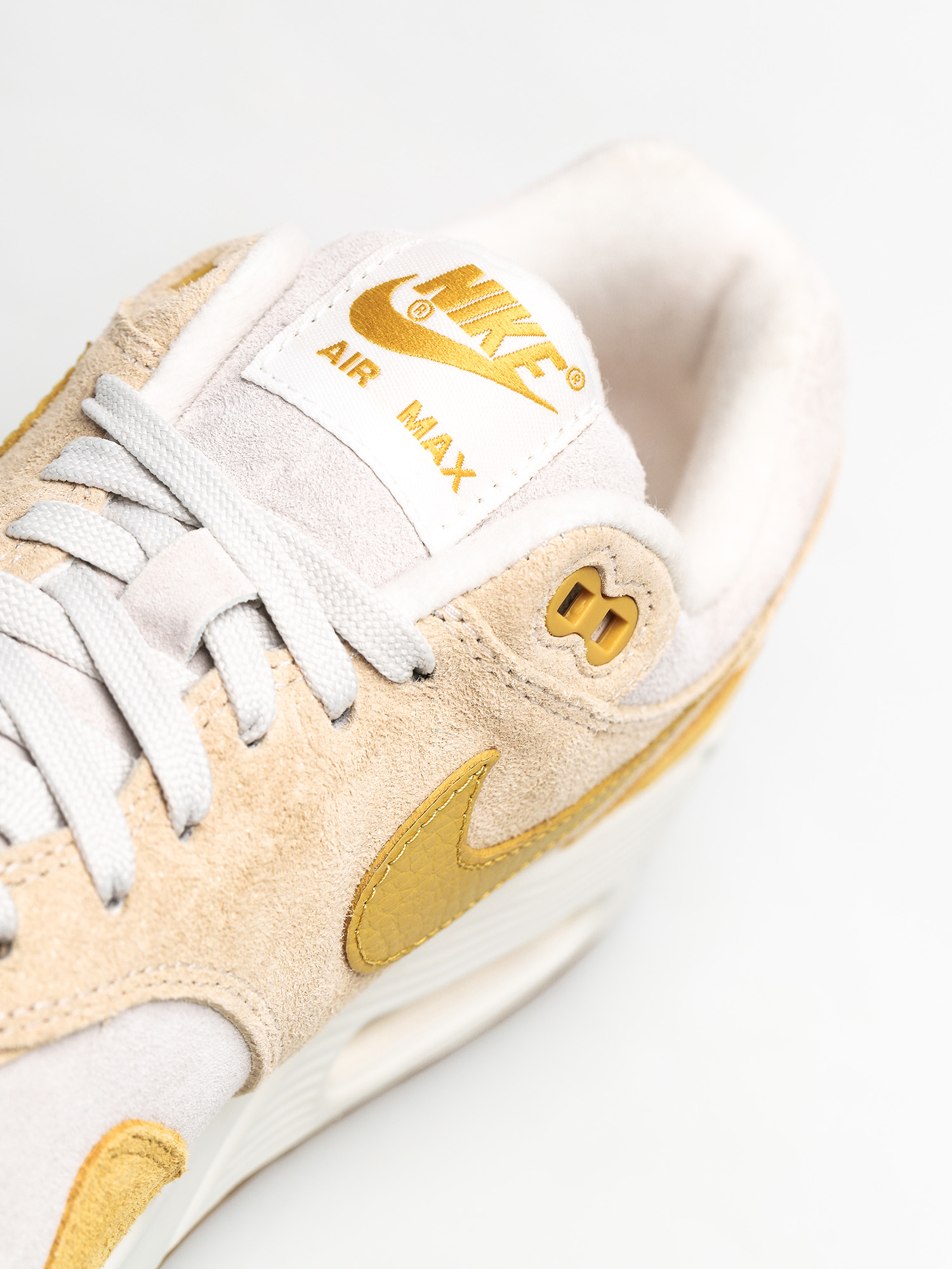 Boty Nike Air Max 90/1 Wmn (guava ice/wheat gold summit white)