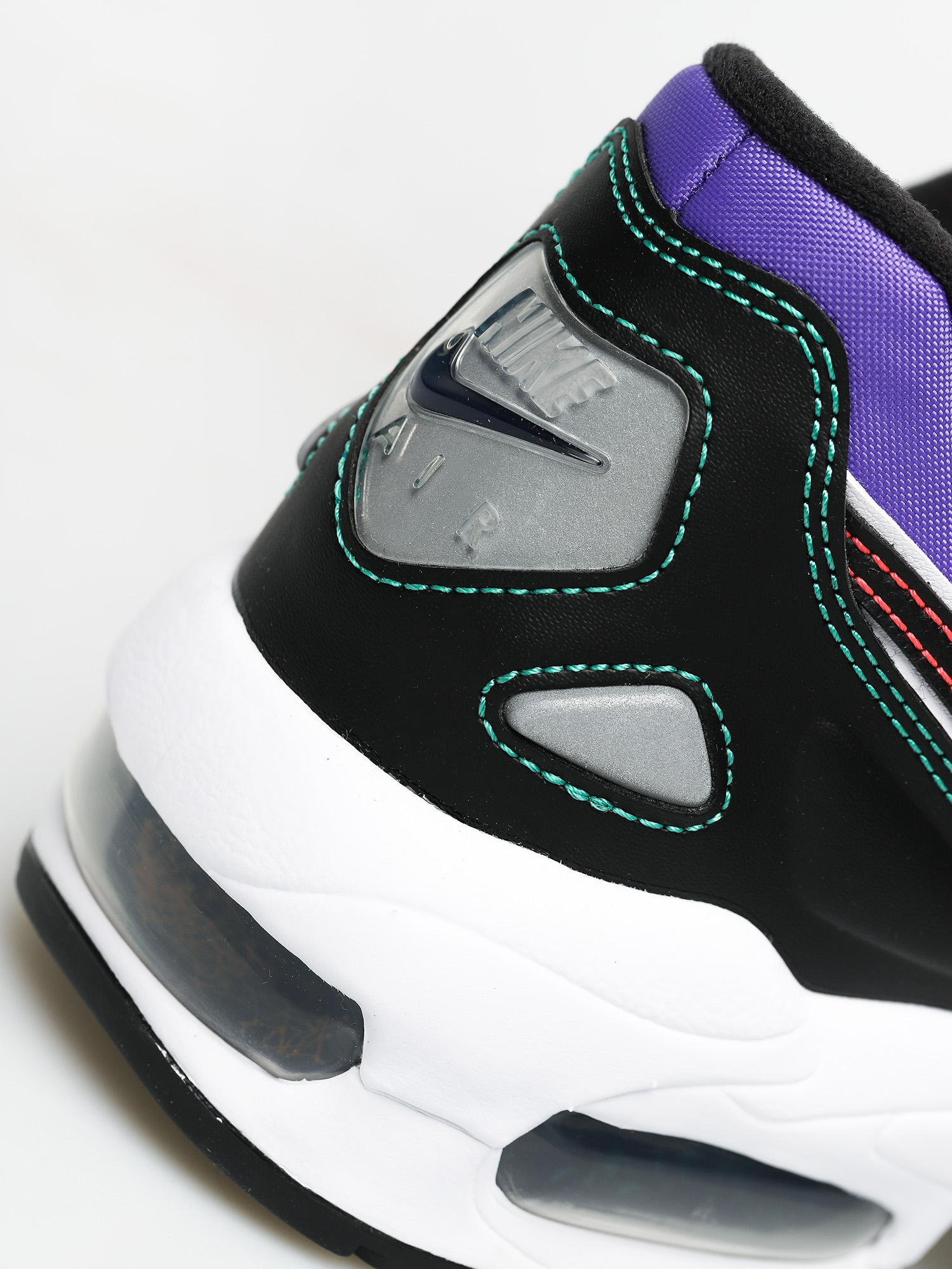 Boty Nike Air Max2 Light Prm (black/flash crimson kinetic green)