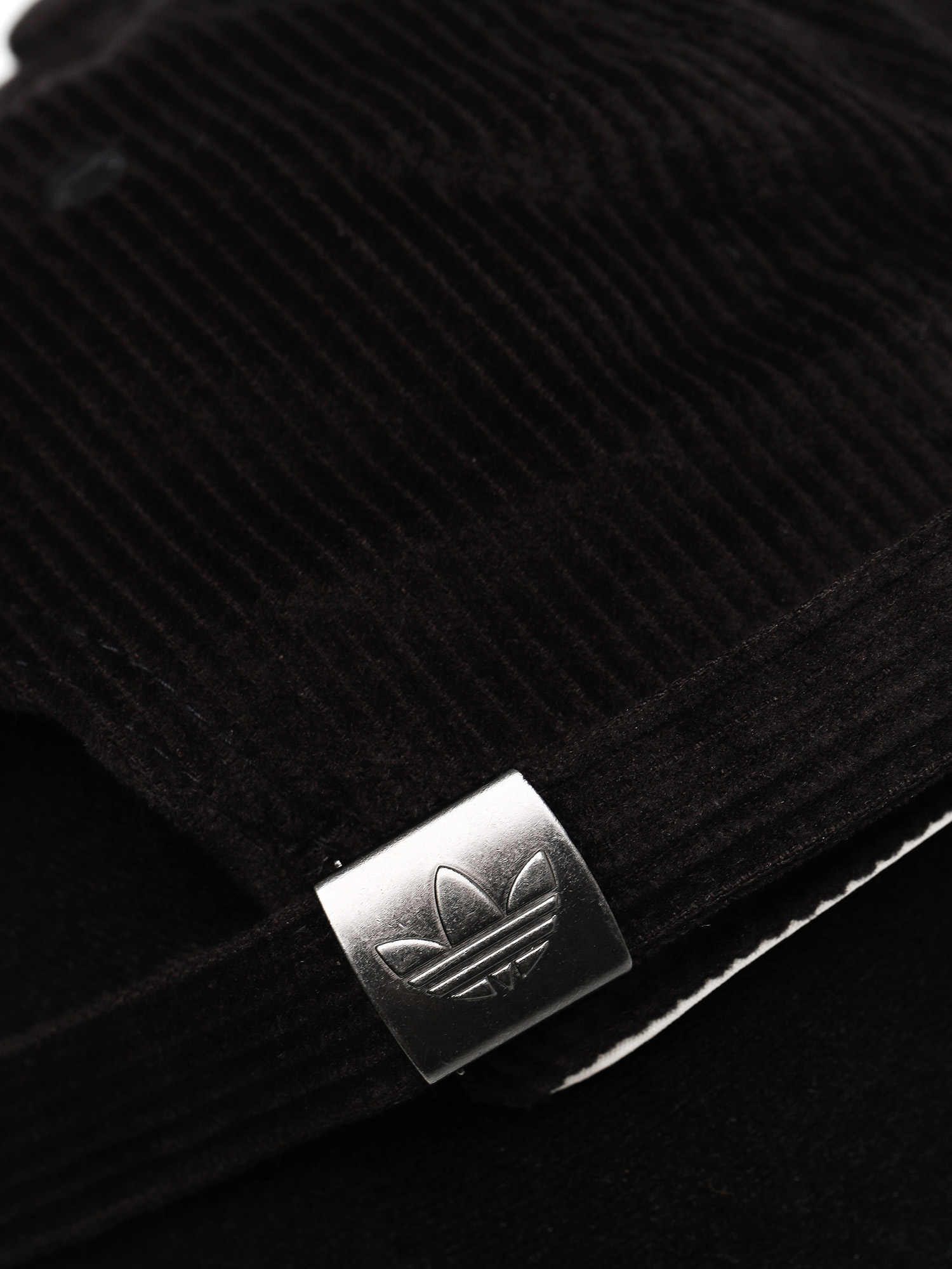 Kšiltovka  adidas Corduroy Hat (black)