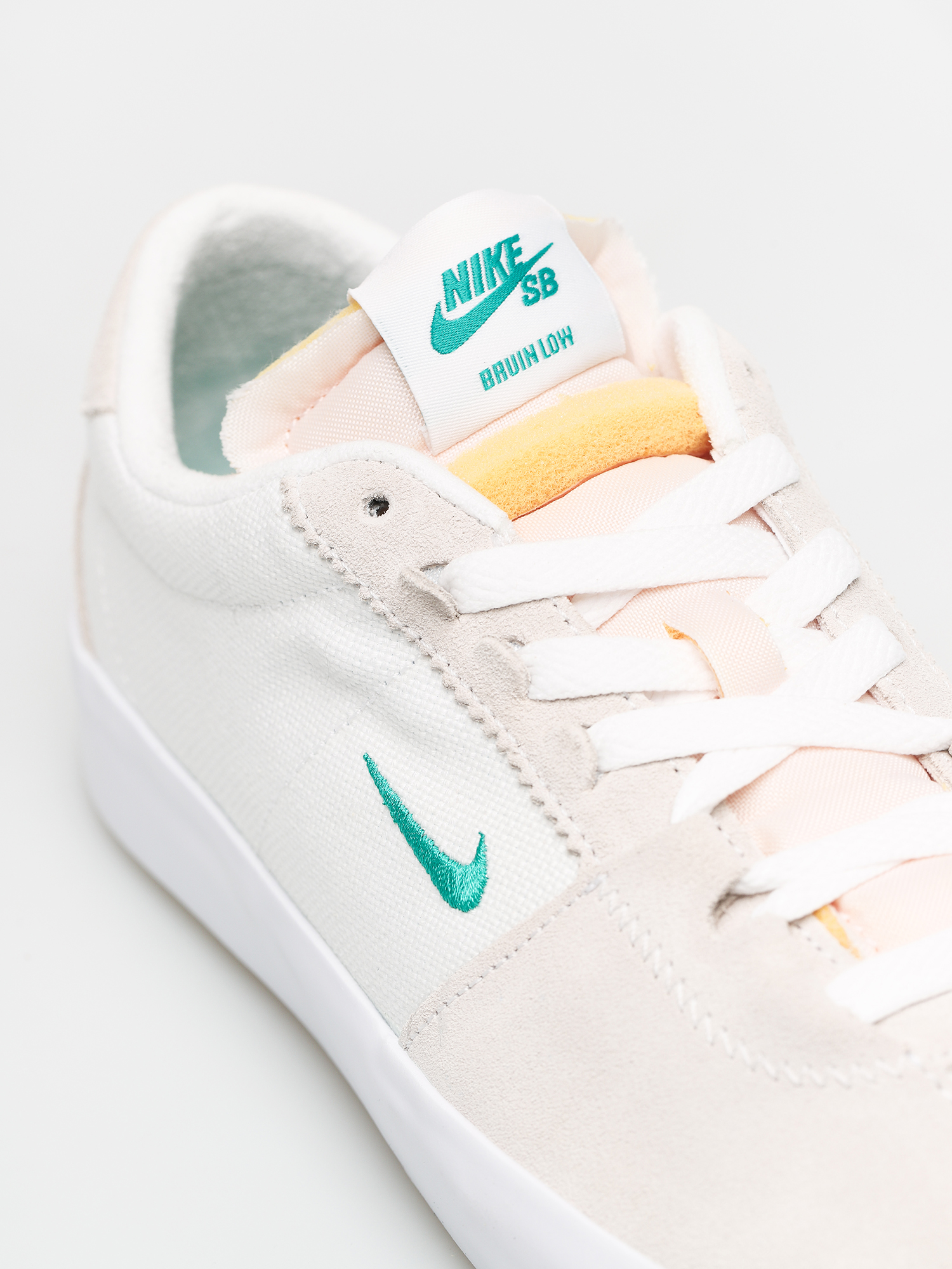 Boty Nike SB Air Zoom Bruin Edge (white/neptune green vivid orange)