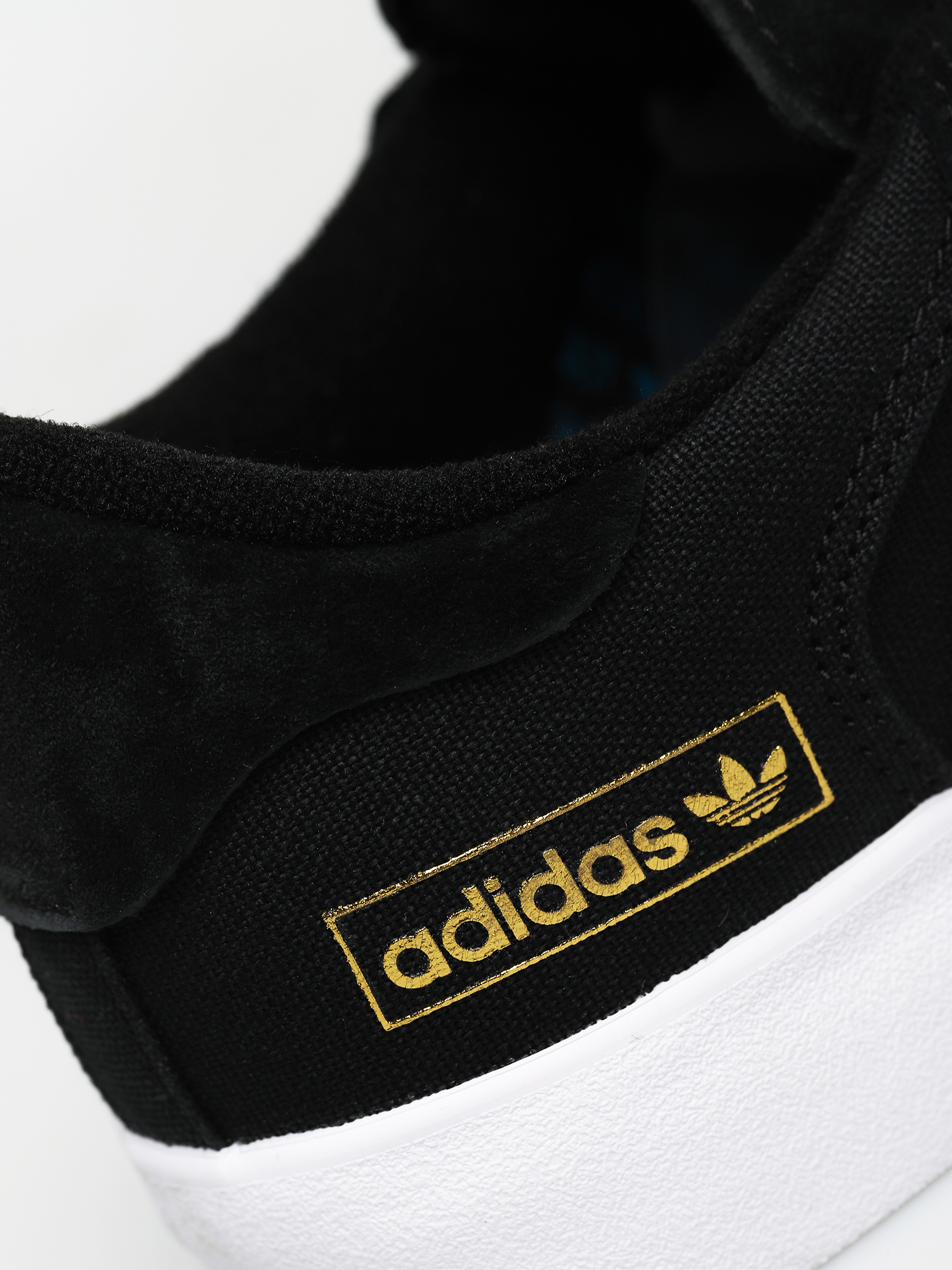 Boty adidas Matchbreak Super (cblack/ftwwht/goldmt)