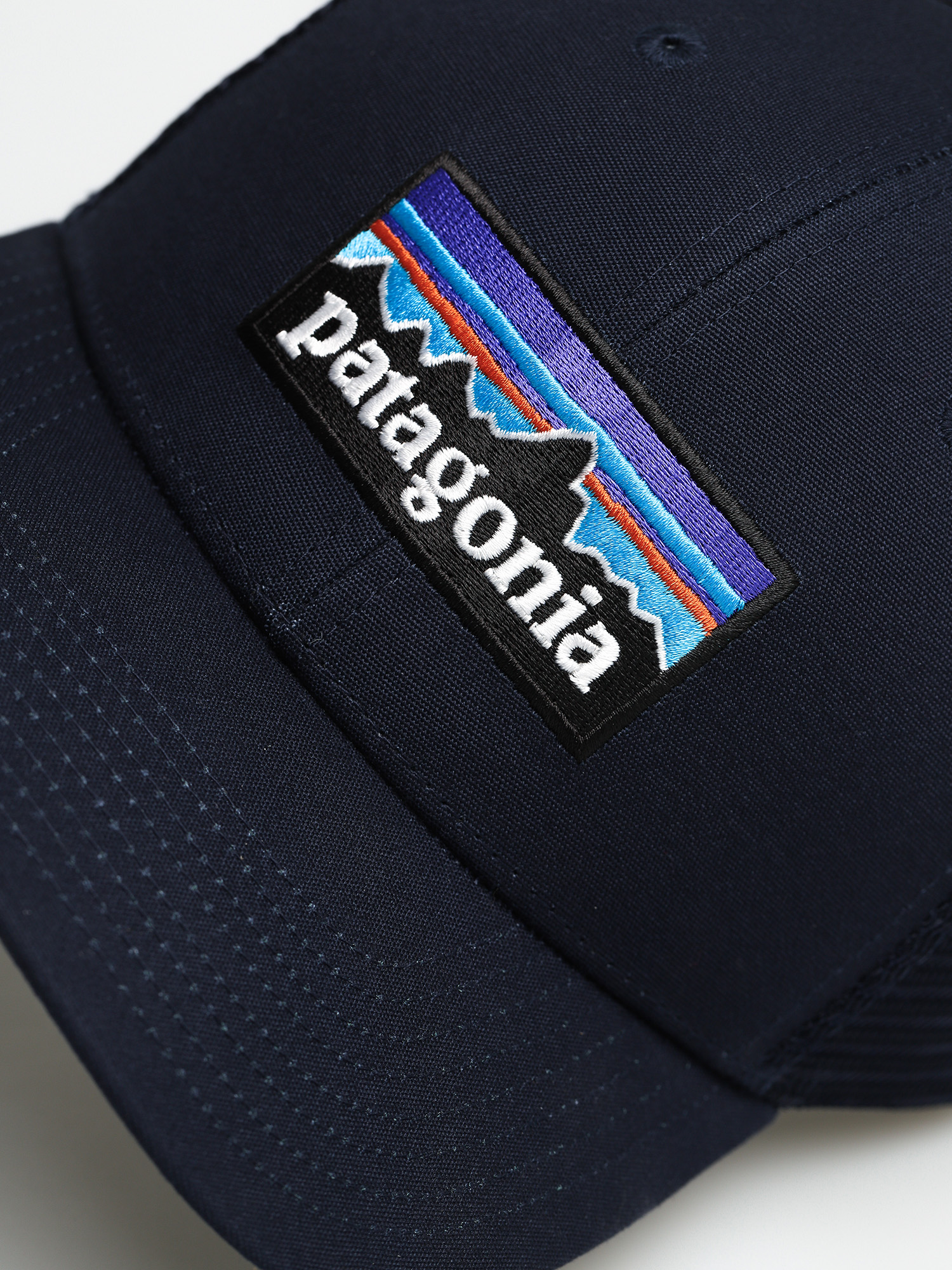 Kšiltovka  Patagonia P6 Logo Trucker ZD (navy blue)