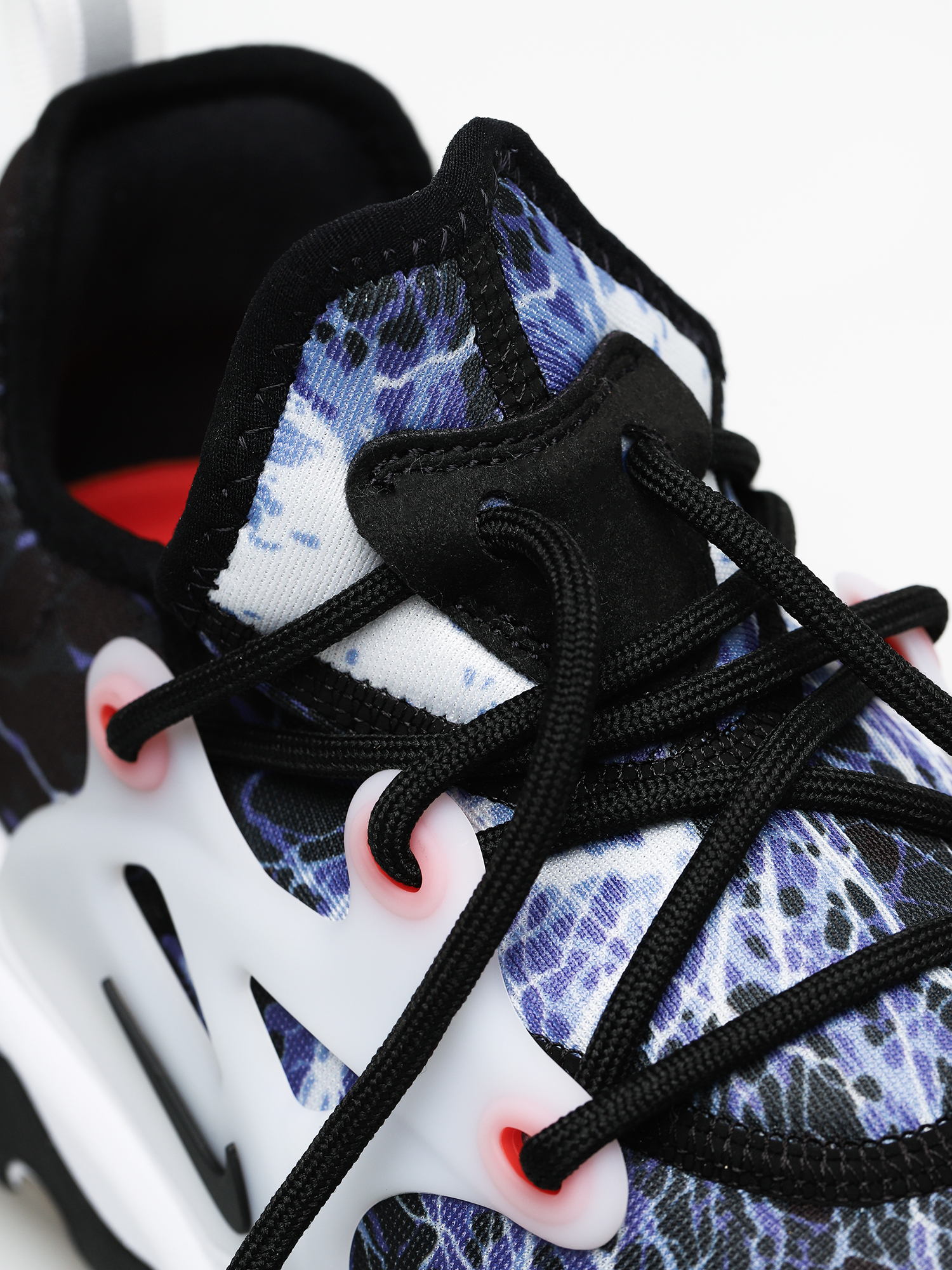 Boty Nike React Presto (black/black white university blue)