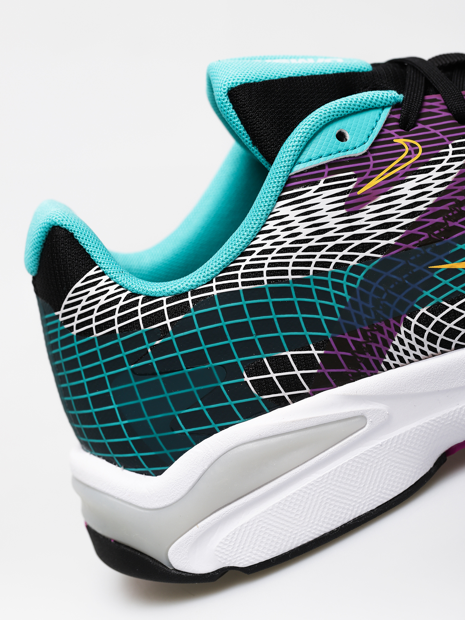 Boty Nike Ghoswift (black/laser orange hyper jade)