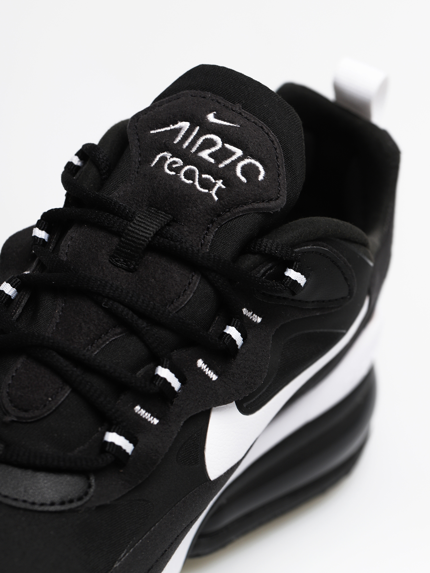 Boty Nike Air Max 270 React (black/white black)