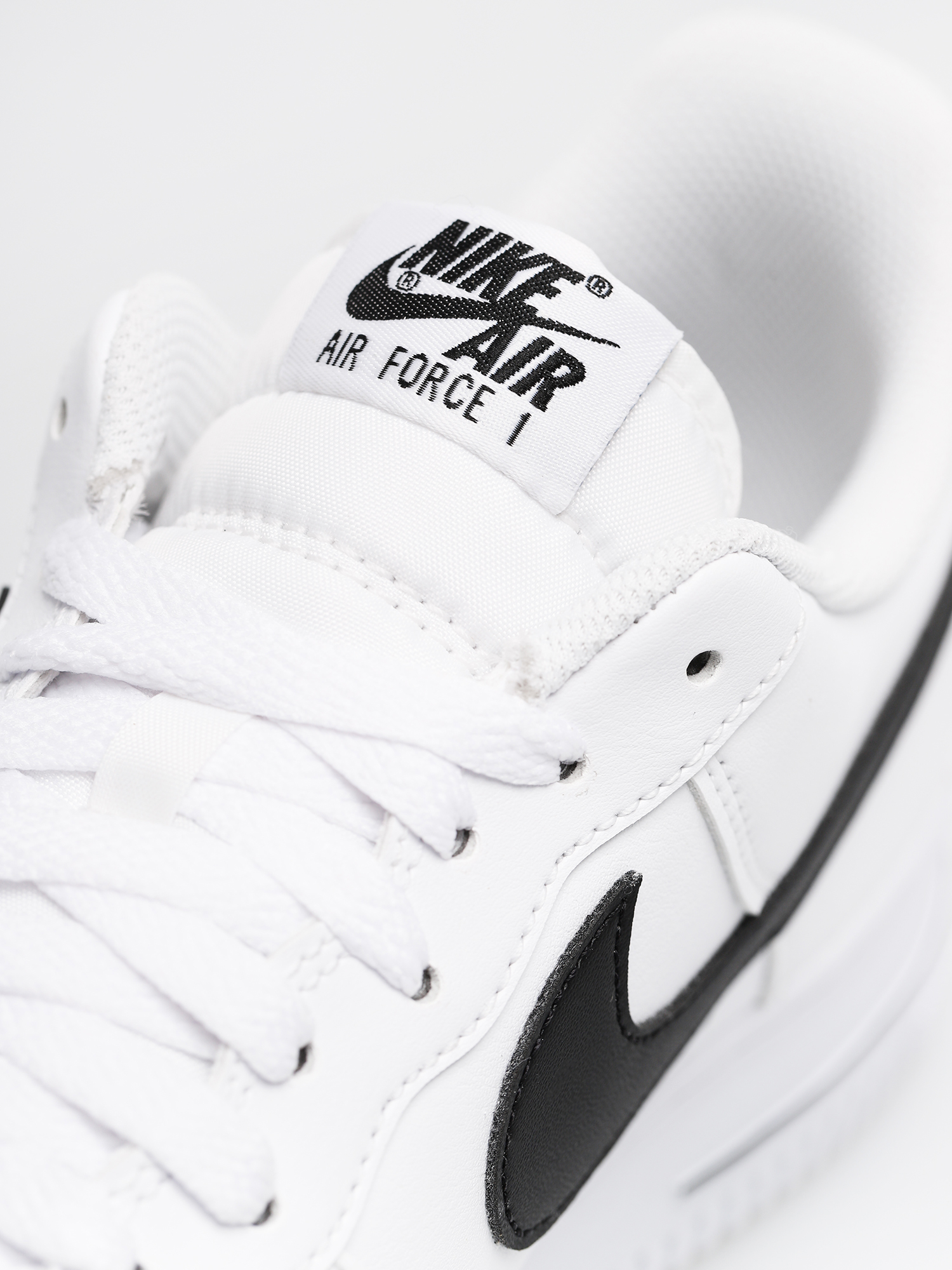 Boty Nike Air Force 1 07 (white/black)