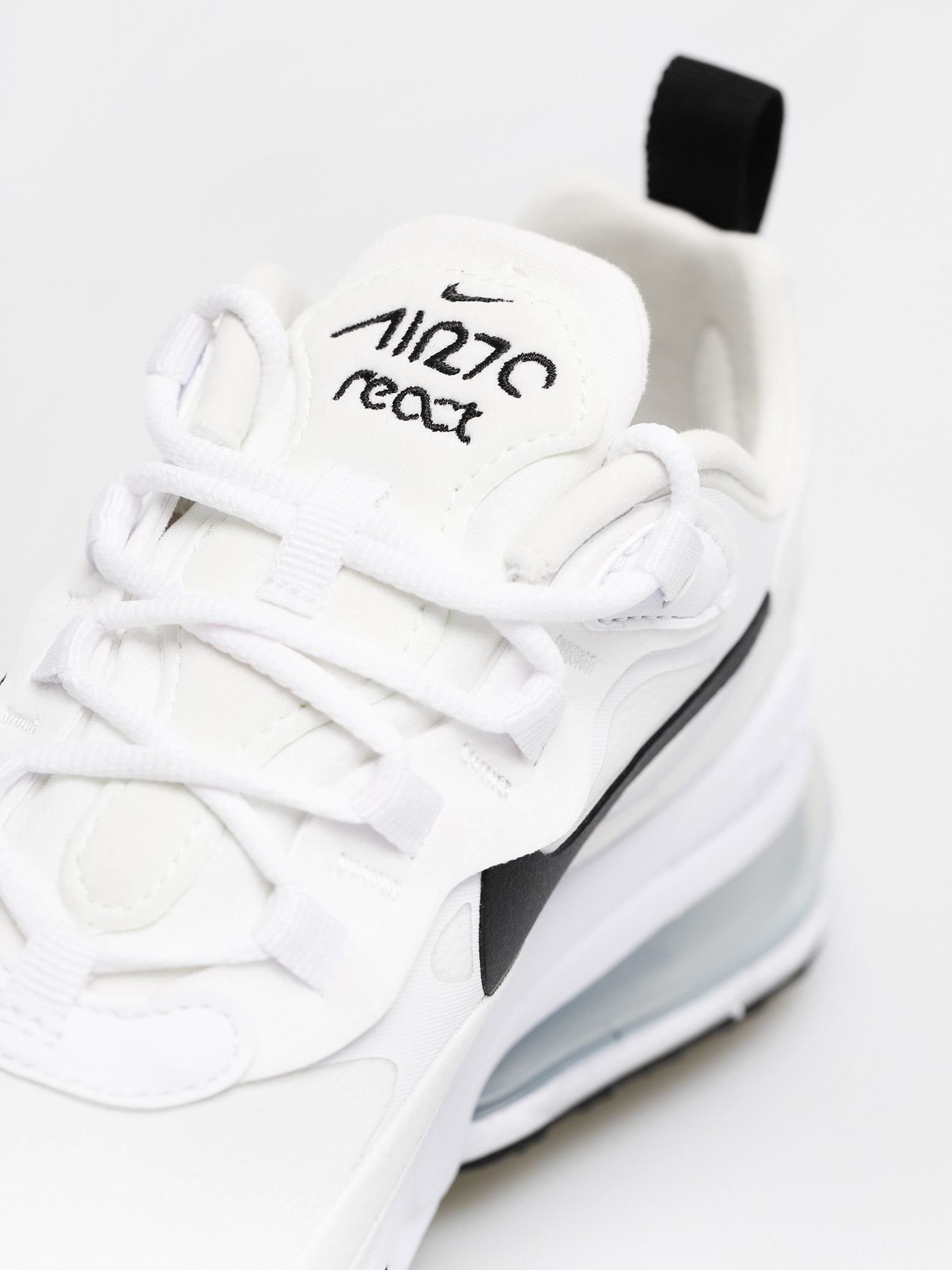 Boty Nike Air Max 270 React Wmn (white/black metallic silver)