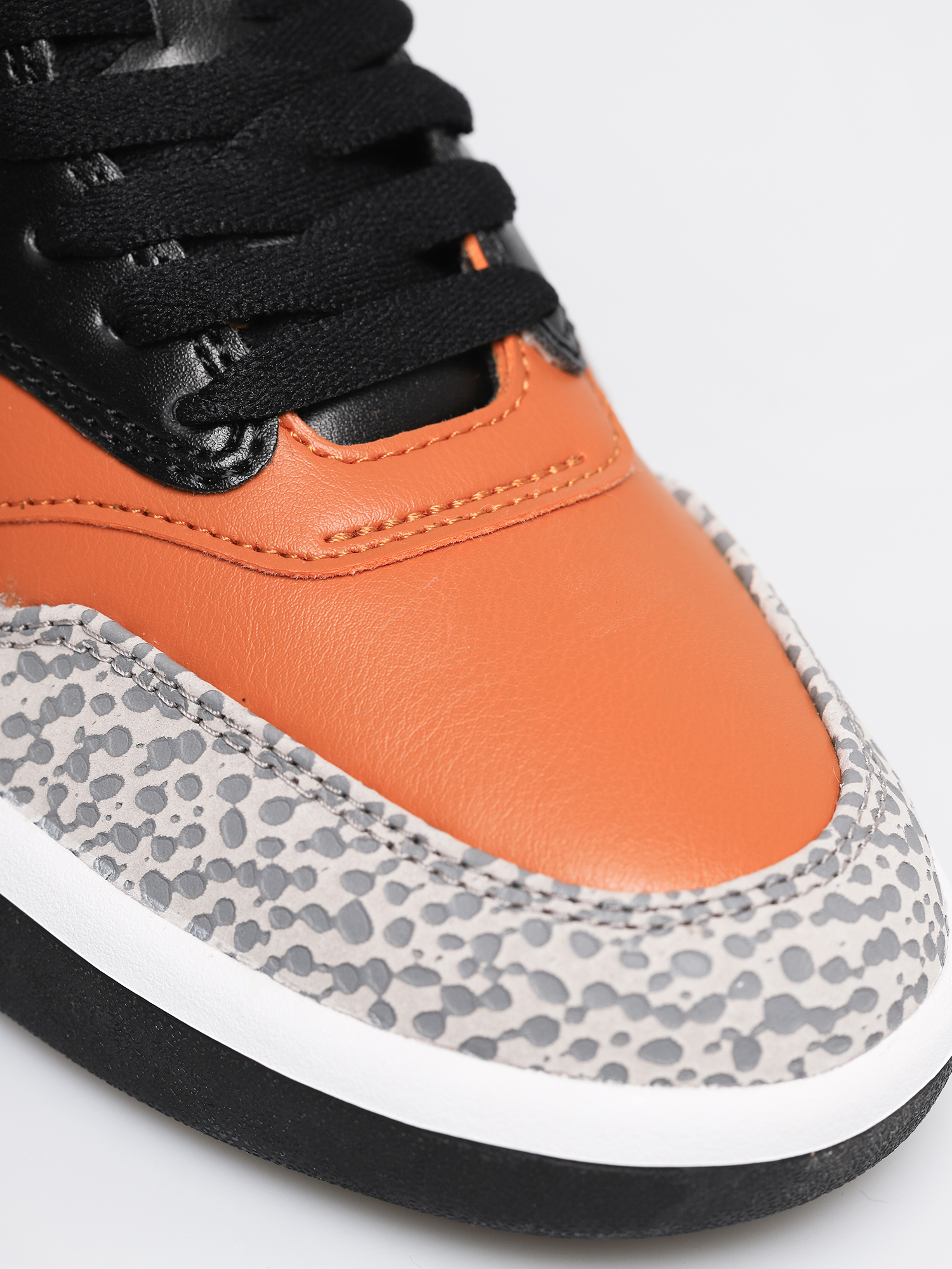 Boty Nike SB Gts Return Prm L (cobblestone/black monarch black)