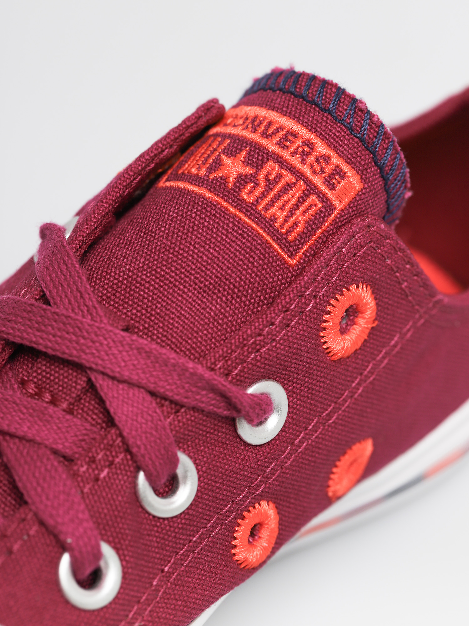 Tenisky Converse Chuck Taylor All Star Pinstripe Ox Wmn (wine)