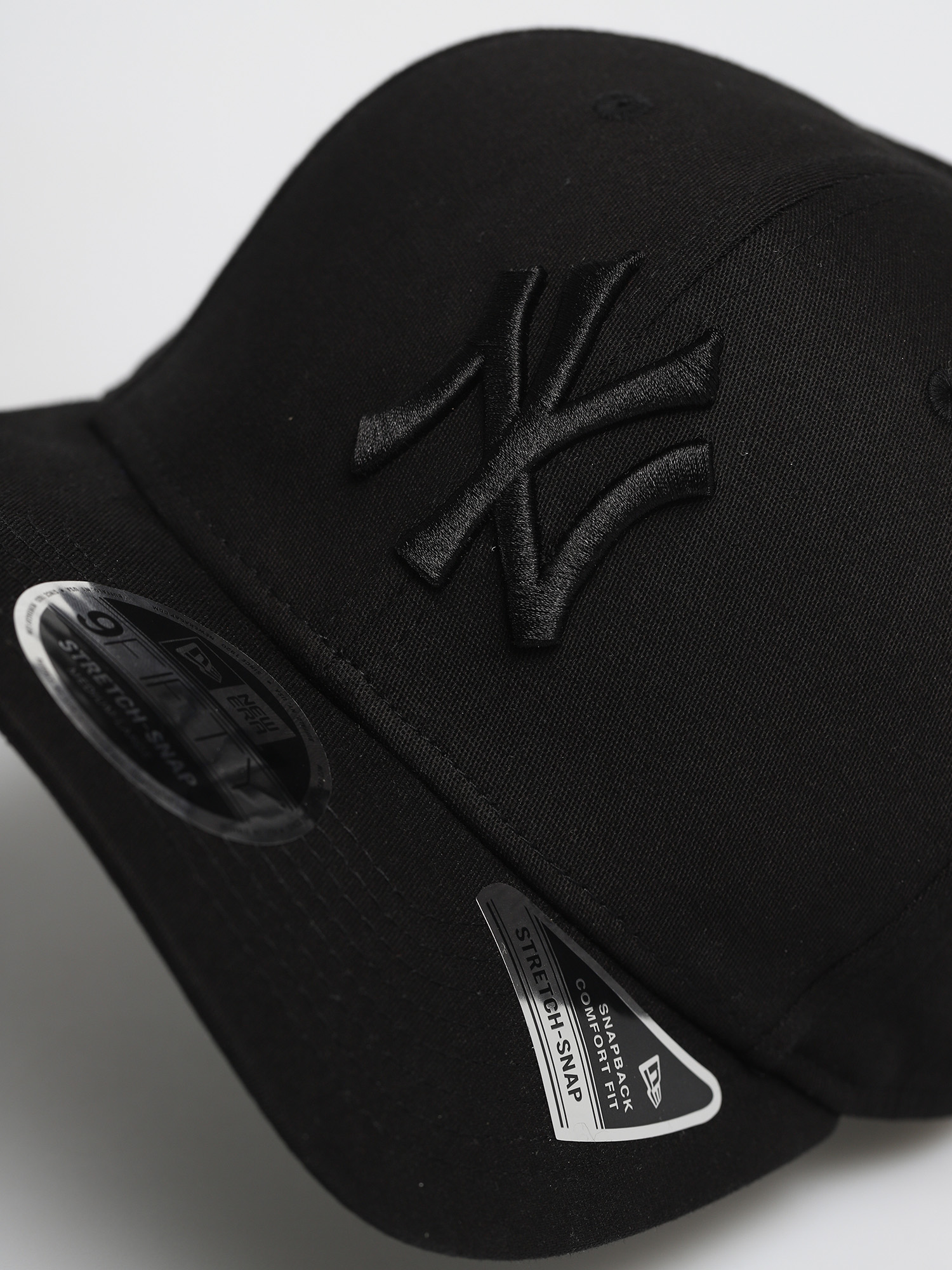 Kšiltovka  New Era Tonal Black 9Fifty Stretch ZD (new york yankees blk)