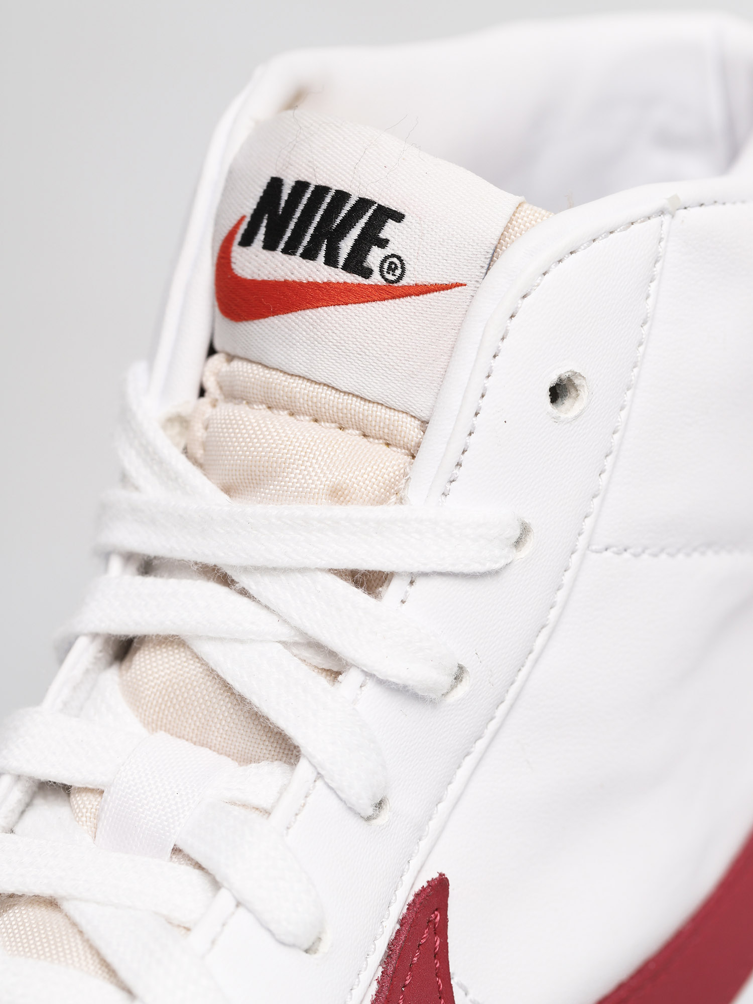 Boty Nike Blazer Mid 77 Vintage (white/worn brick sail)