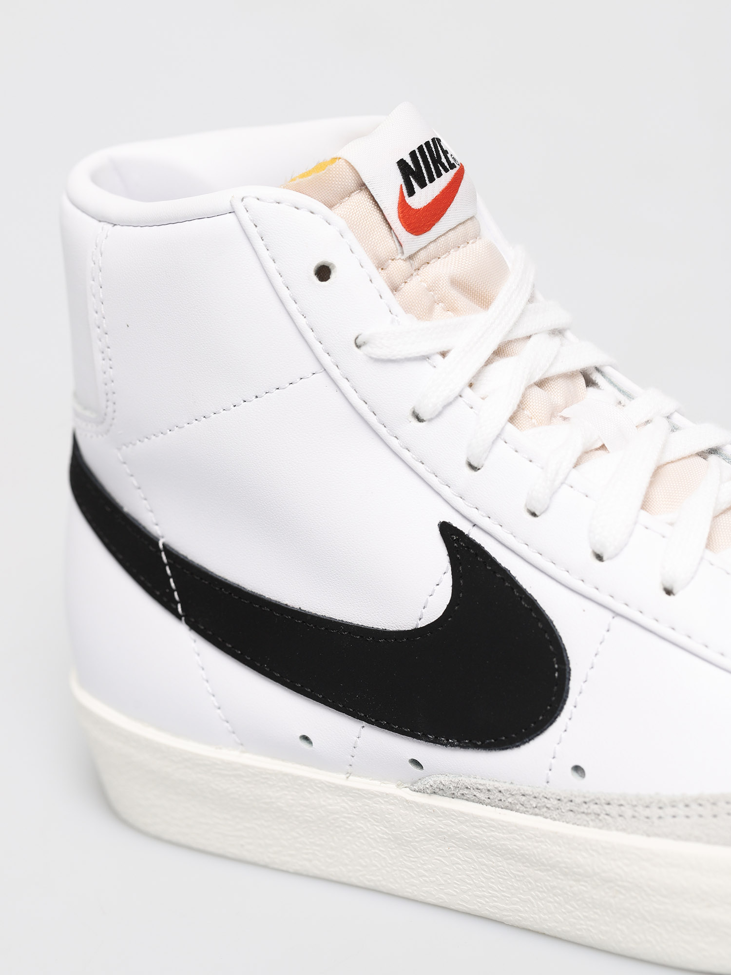 Boty Nike Blazer Mid 77 Vintage (white/black)