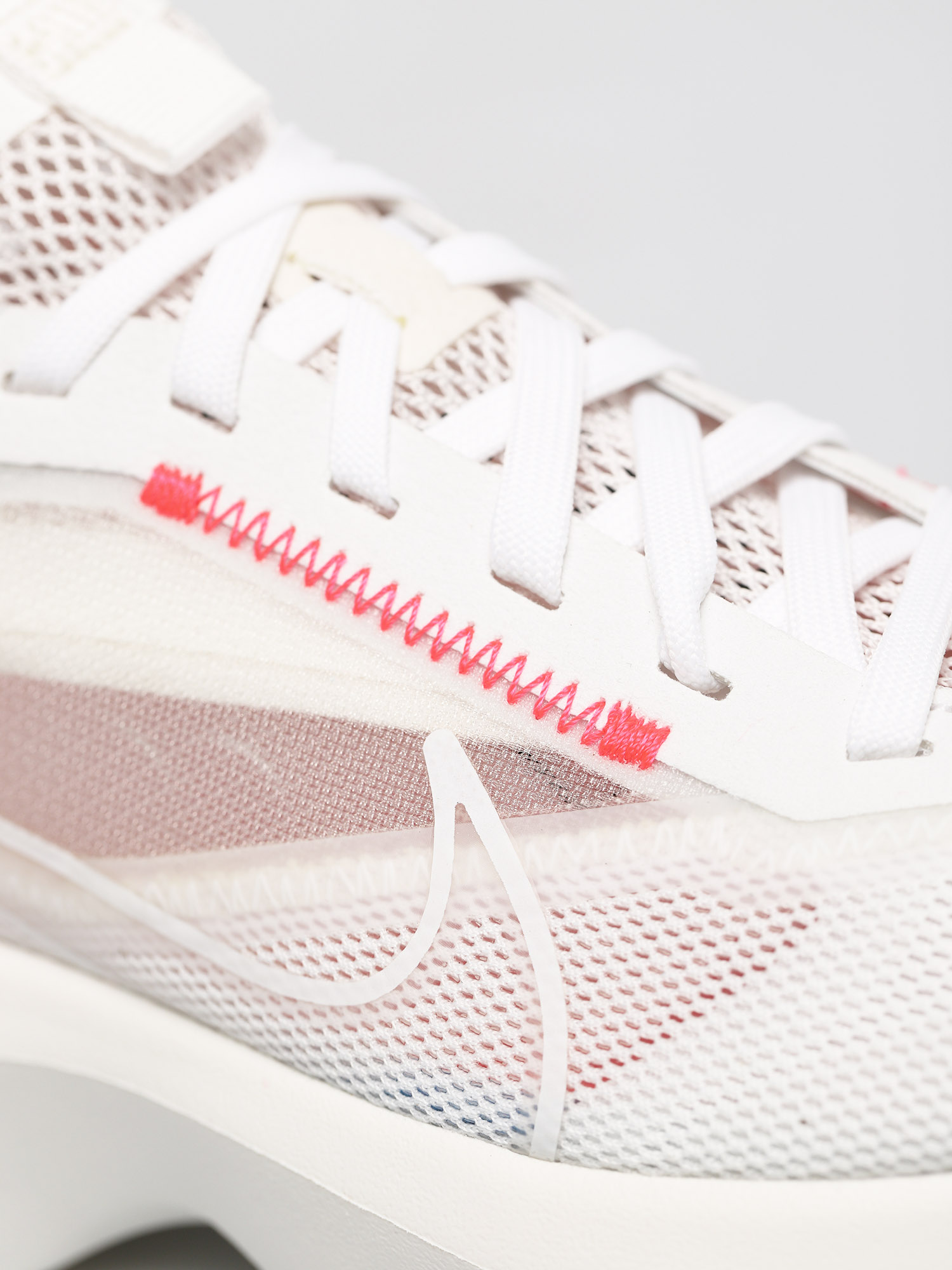 Boty Nike Vista Lite Wmn (white/white laser crimson photon dust)