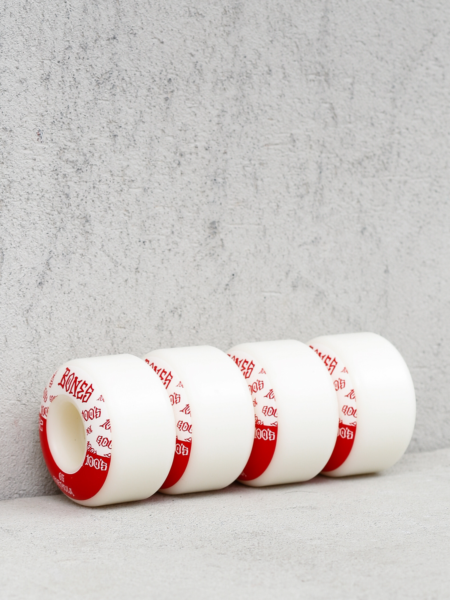 Kolečka Bones 100#13 Wide Formula V4 (white/red)