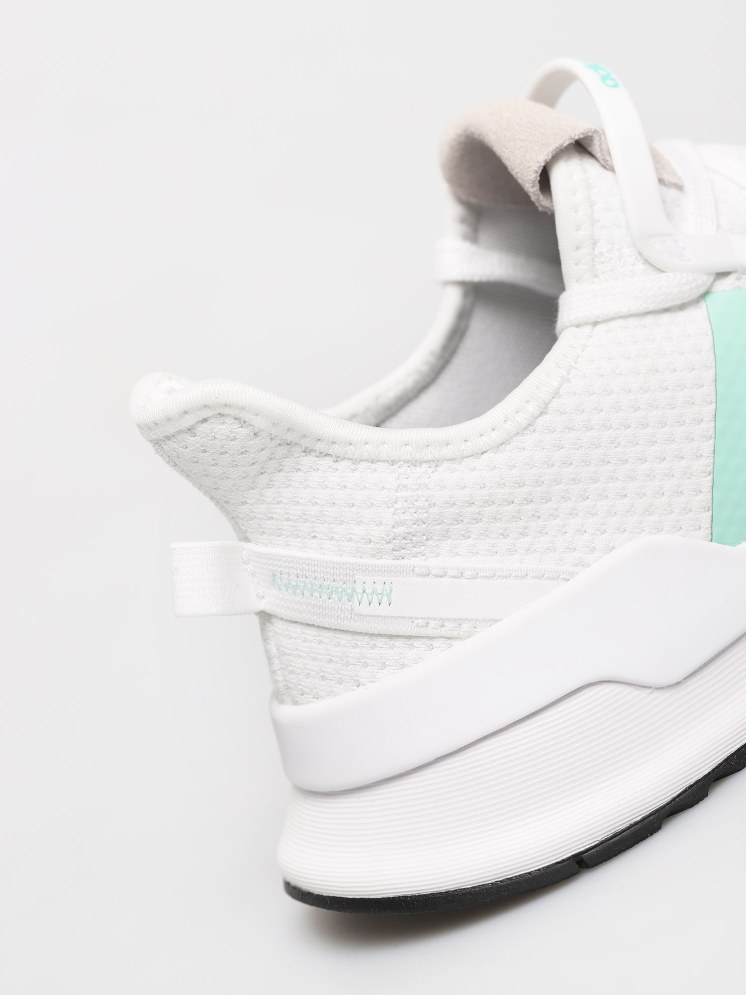 Boty adidas Originals U Path Run Wmn (ftwwht/clemin/cblack)