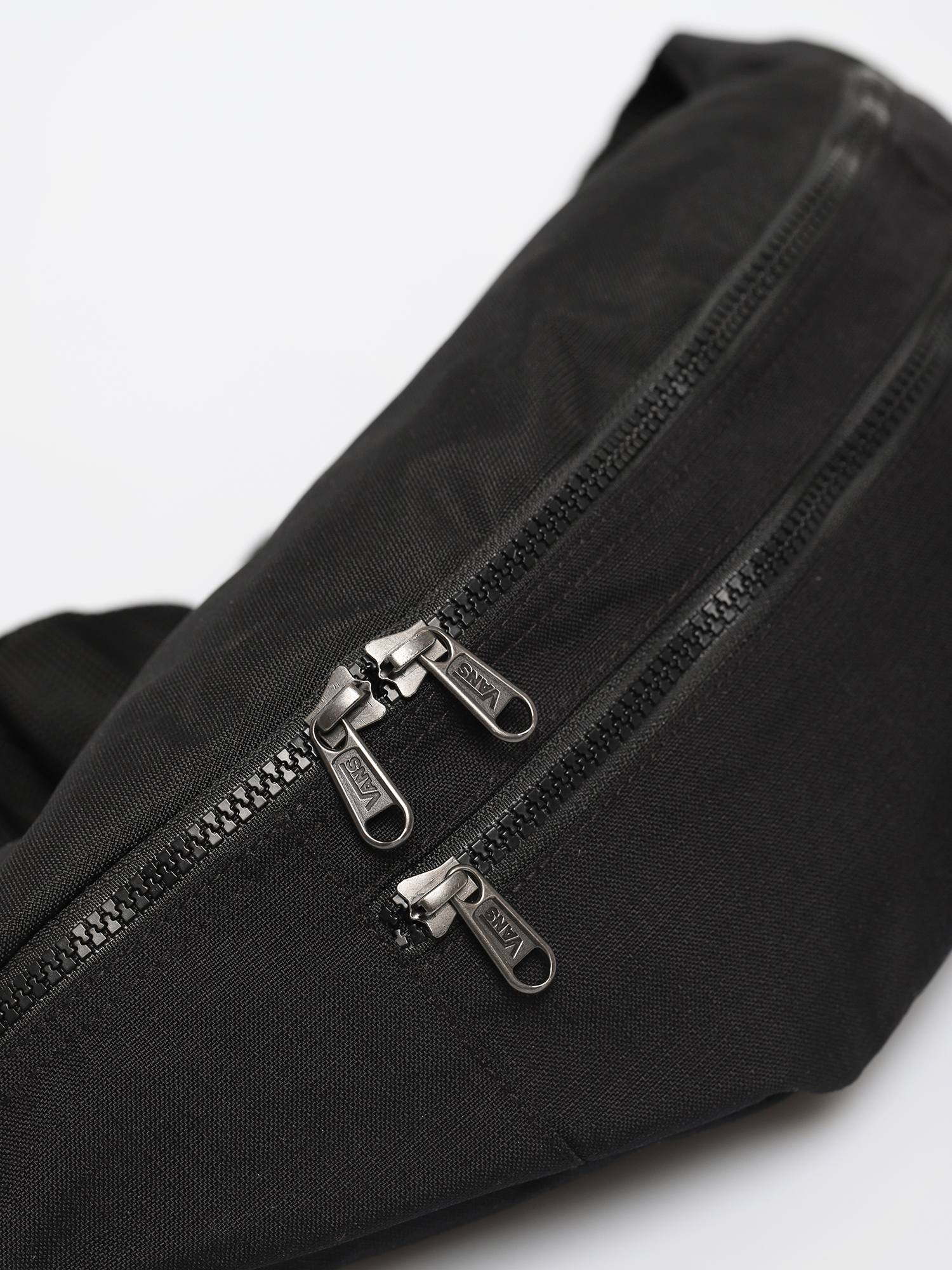 Ledvinka Vans Ward (black ripstop)