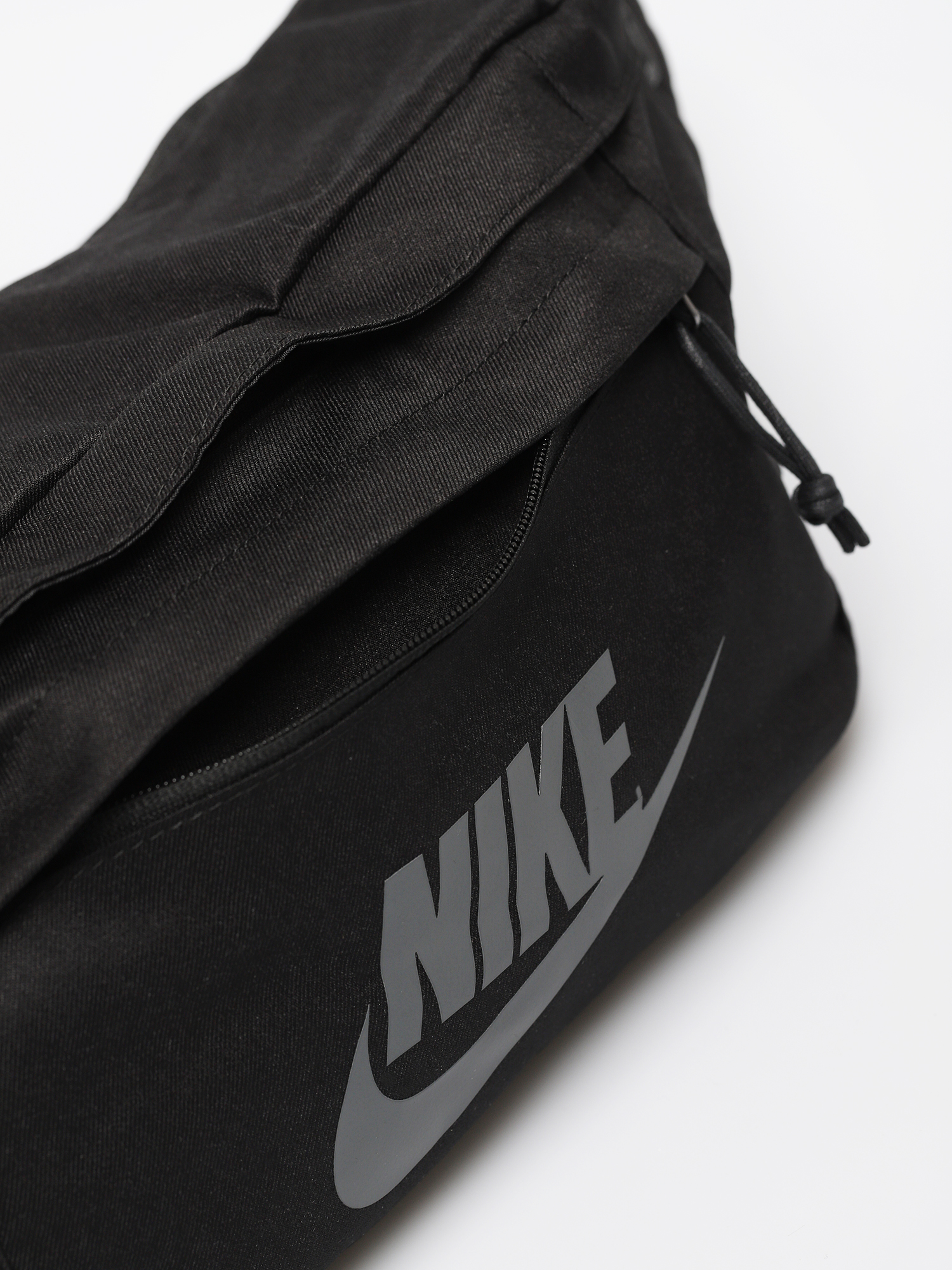 Ledvinka Nike Tech (black/black/anthracite)