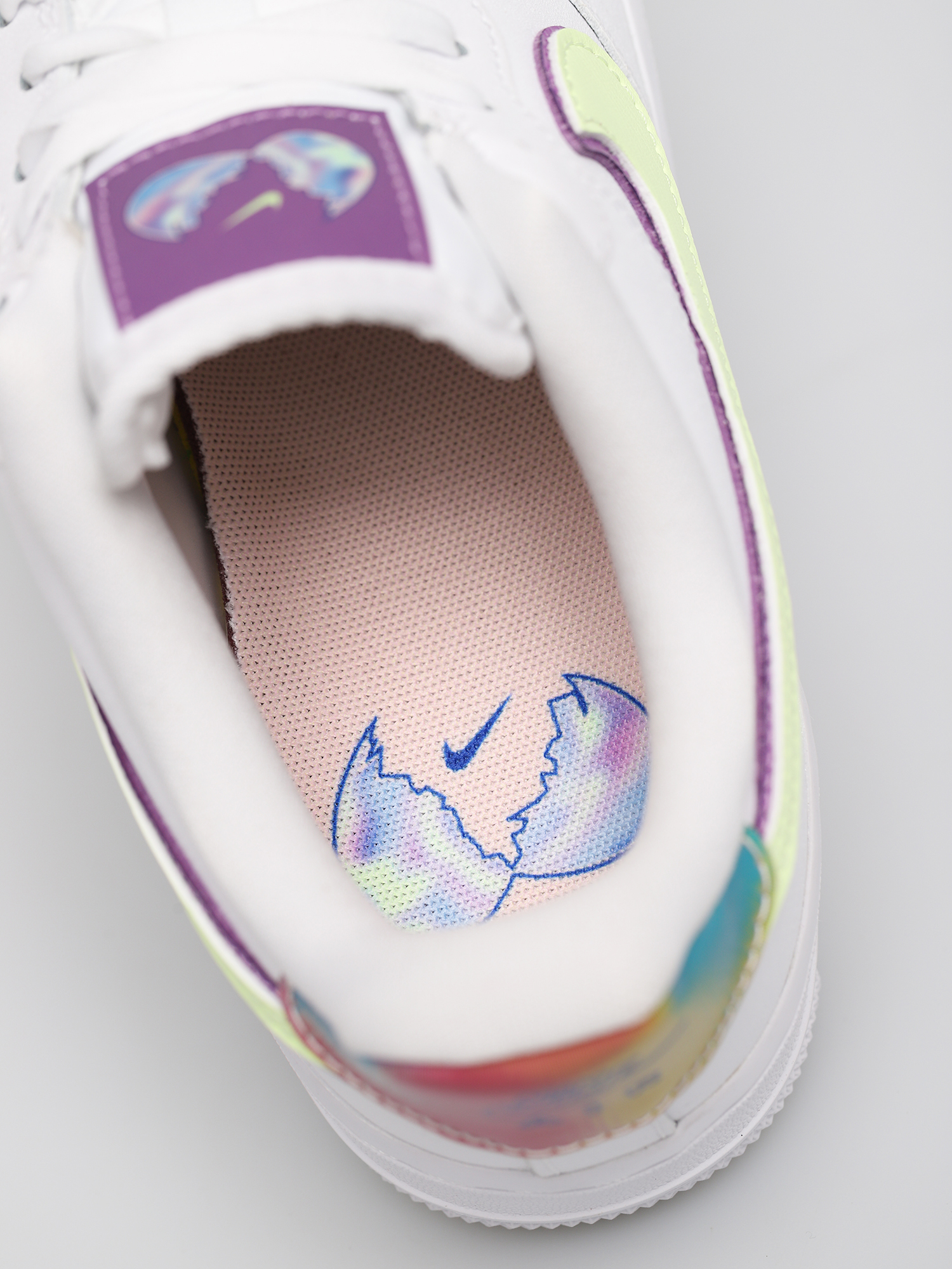 Boty Nike Air Force 1 Easter Wmn (white/barely volt hyper blue)