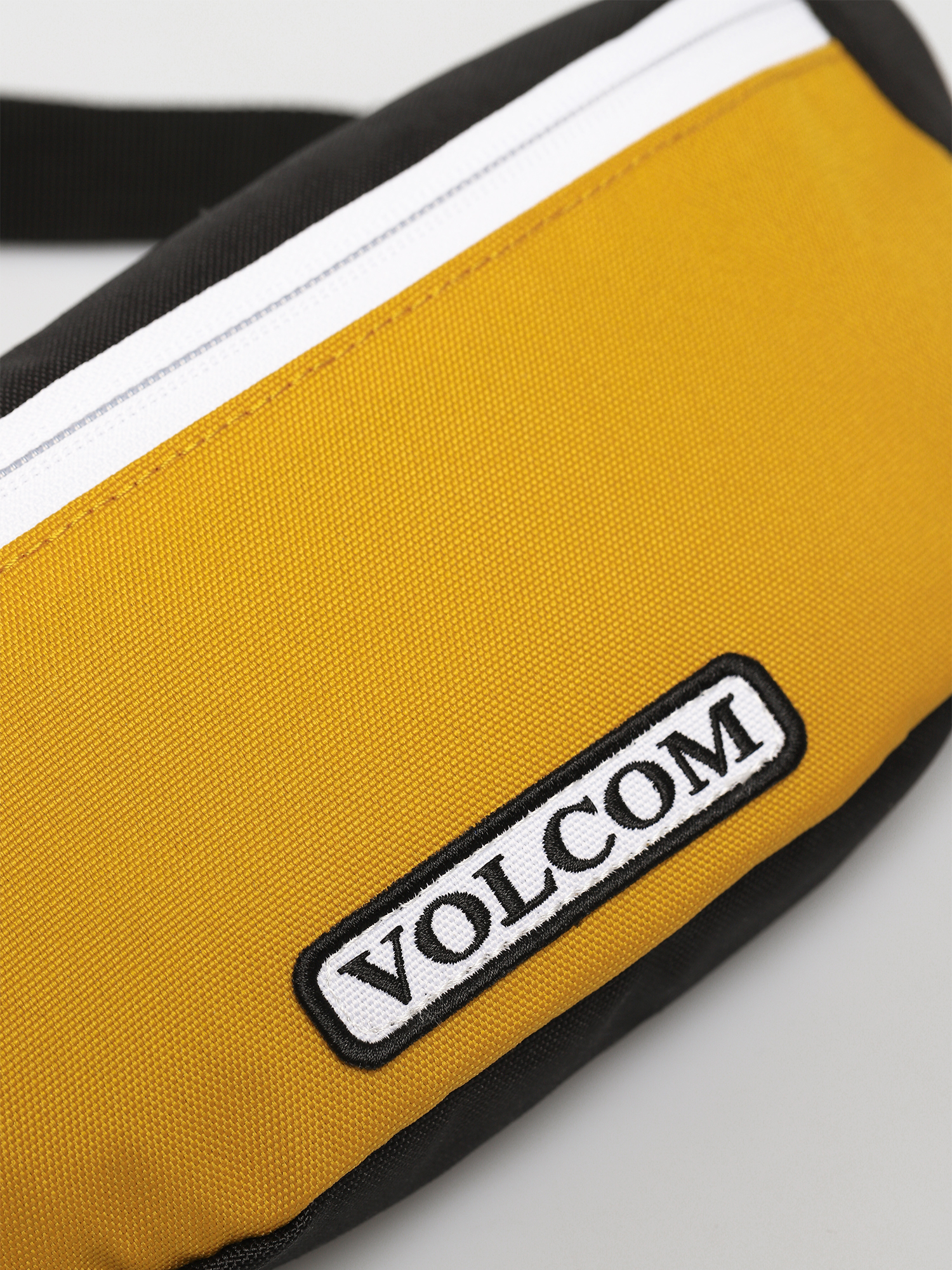 Ledvinka Volcom Stone Azza Pouch (gold)