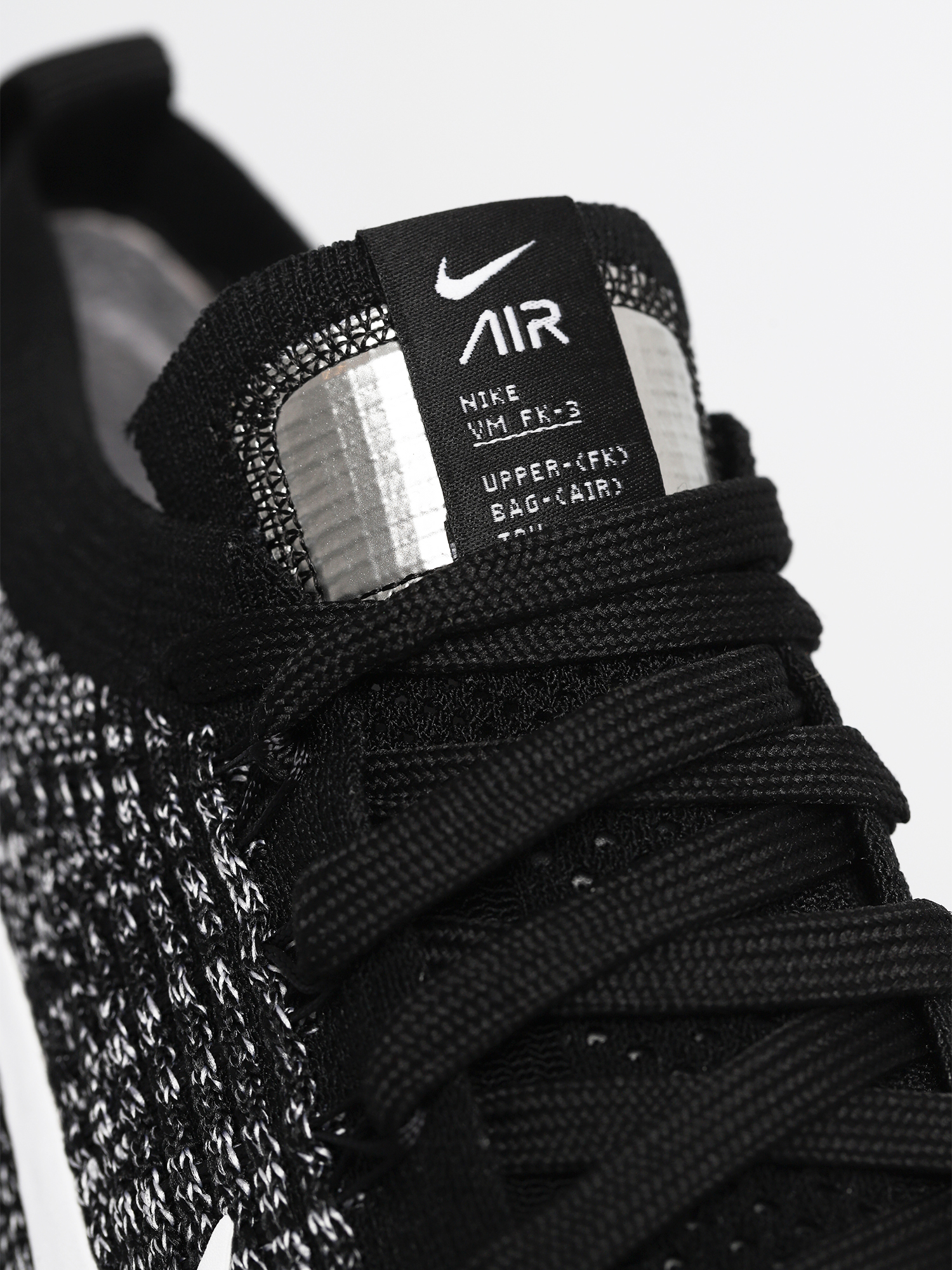 Boty Nike Air VaporMax Flyknit 3 (black/white metallic silver)