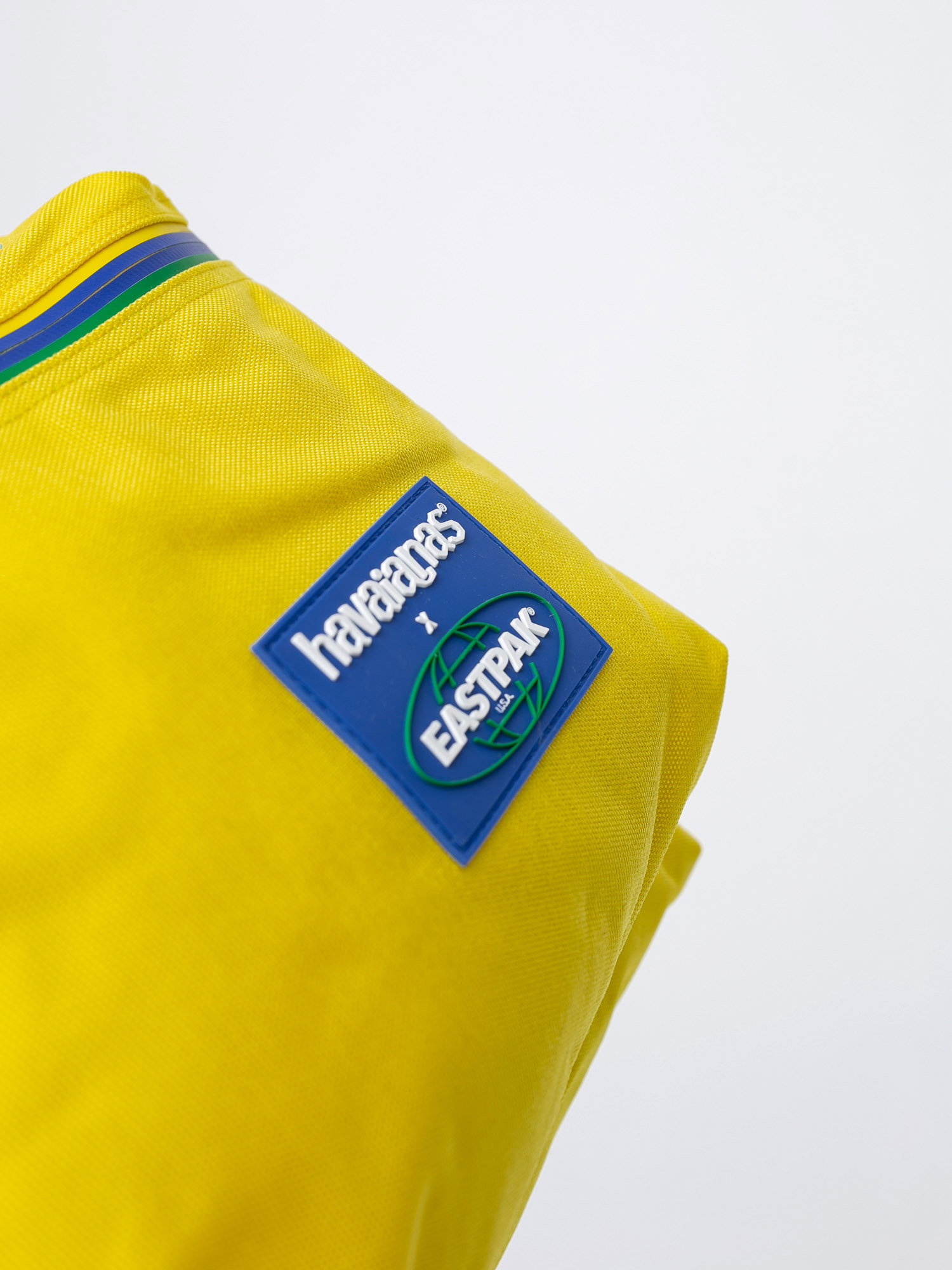 Batoh Eastpak Padded Pak R (havaianas yellow)