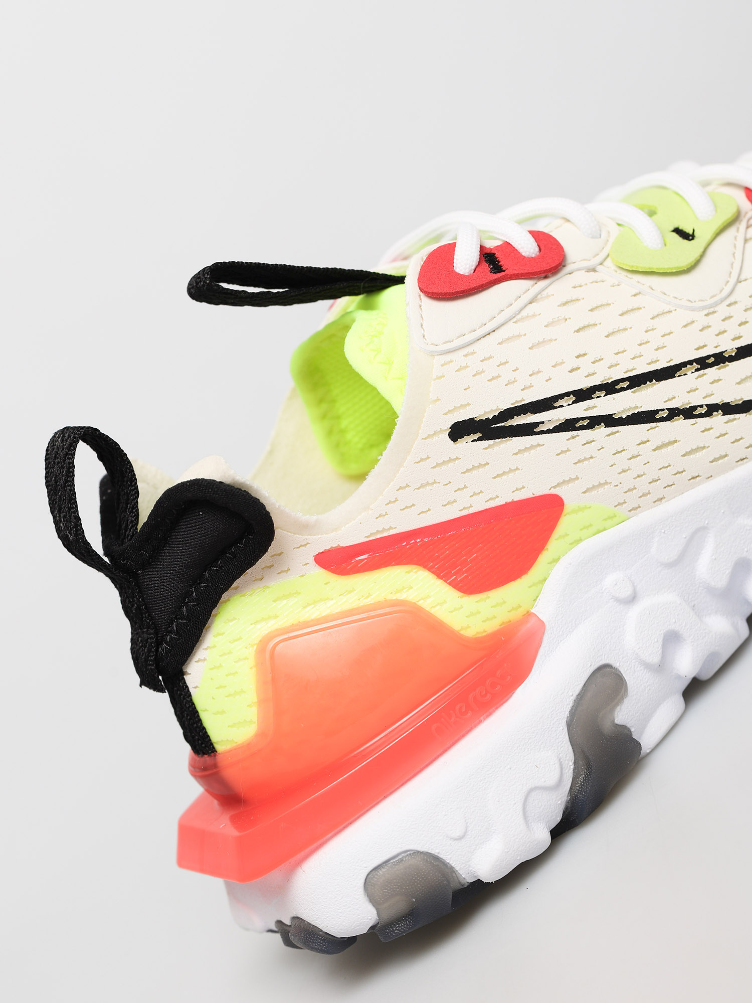 Boty Nike React Vision Wmn (pale ivory/black volt laser crimson)
